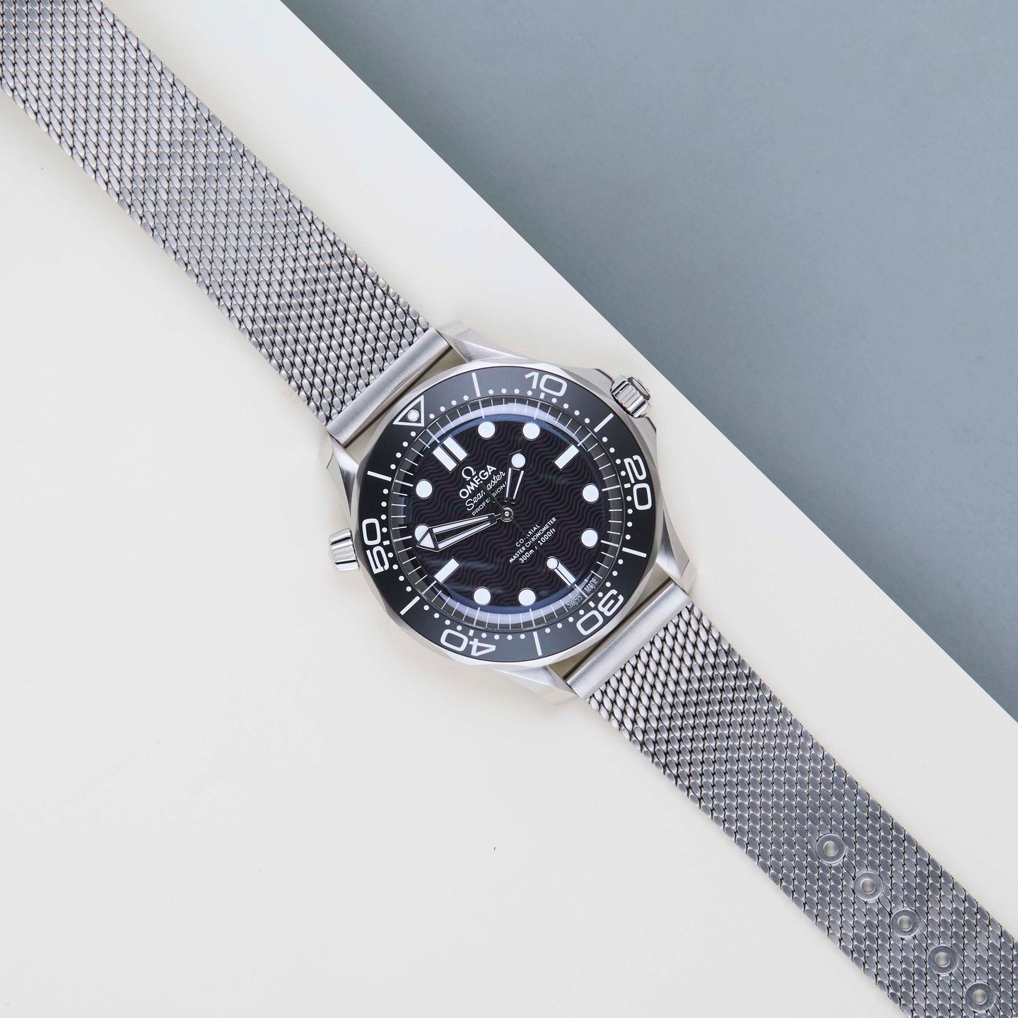 Omega Seamaster Diver 300 M 210.30.42.20.01.010 - (2/8)