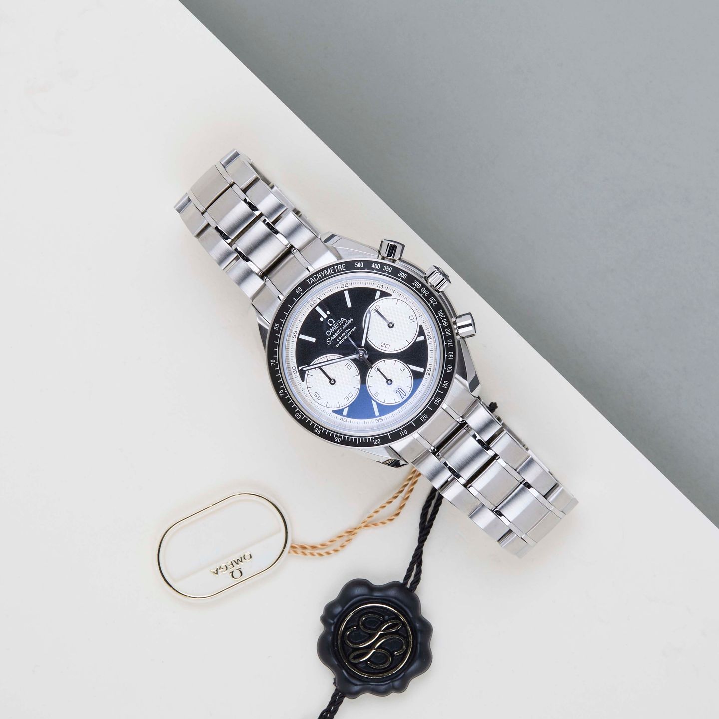 Omega Speedmaster Racing 326.30.40.50.01.002 - (2/8)