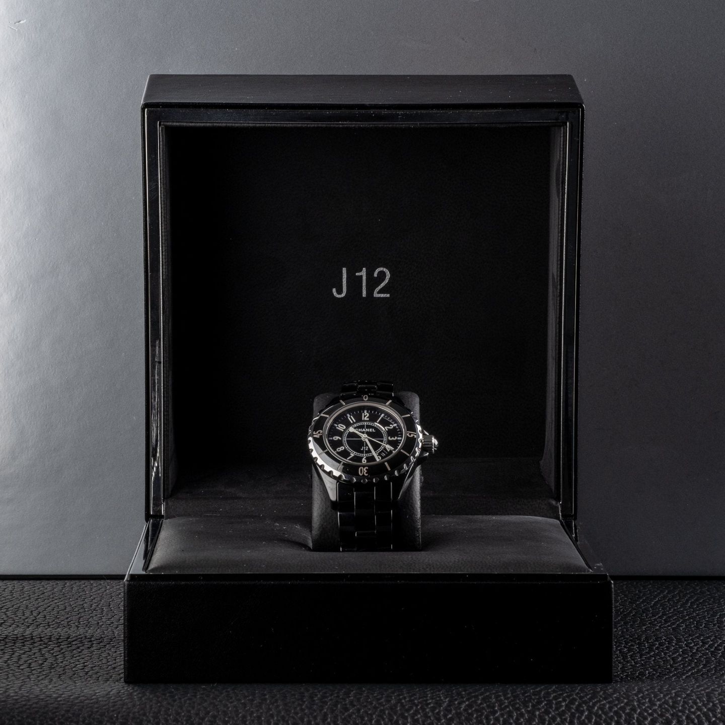 Chanel J12 H0682 - (6/8)