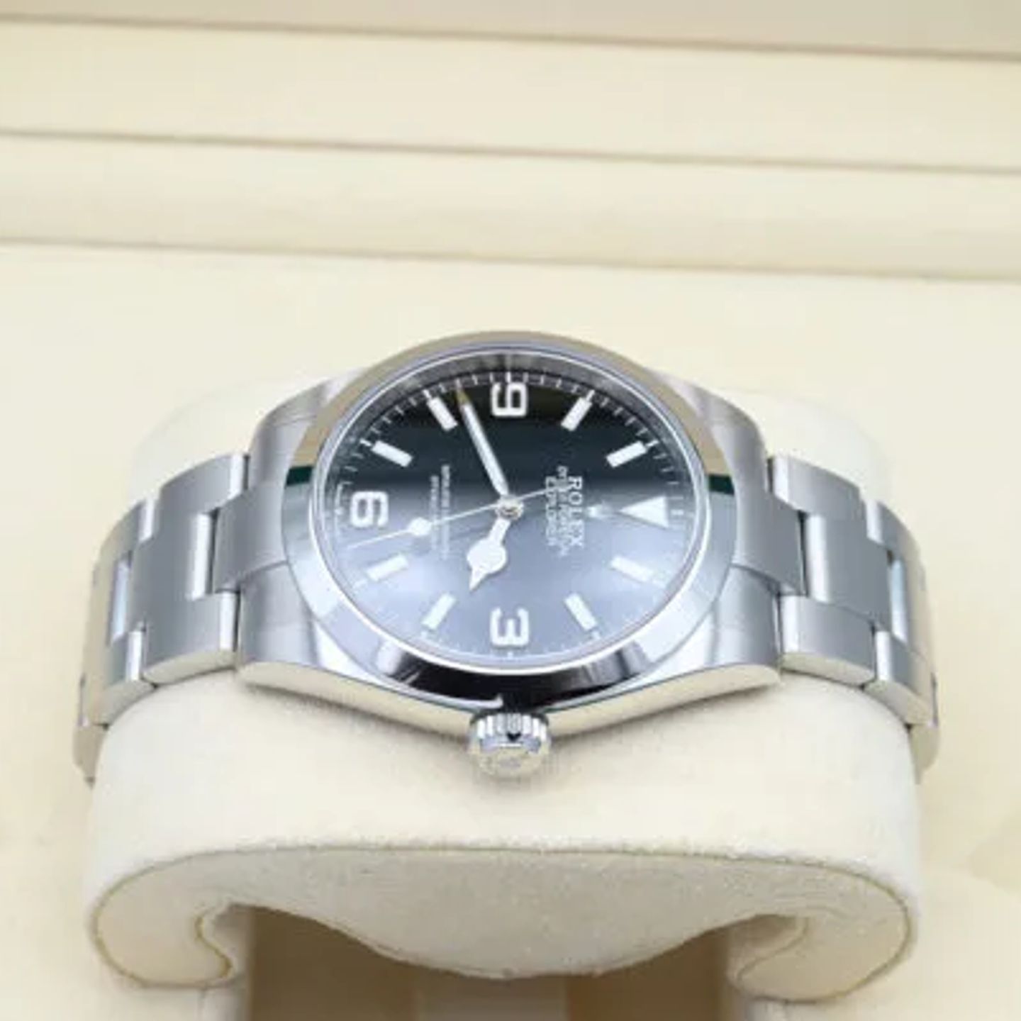 Rolex Explorer 224270 - (4/7)