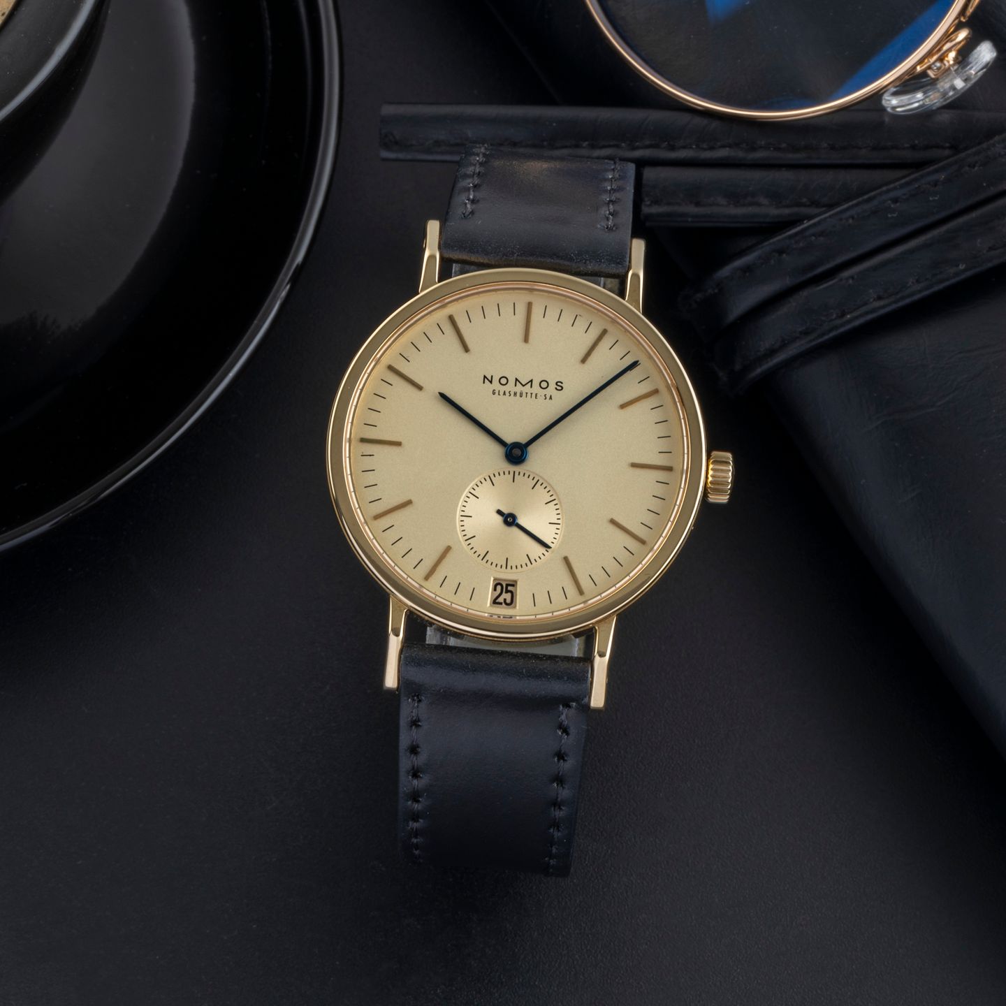 Unknown Unknown Tangente Gold Index Datum - (1/8)