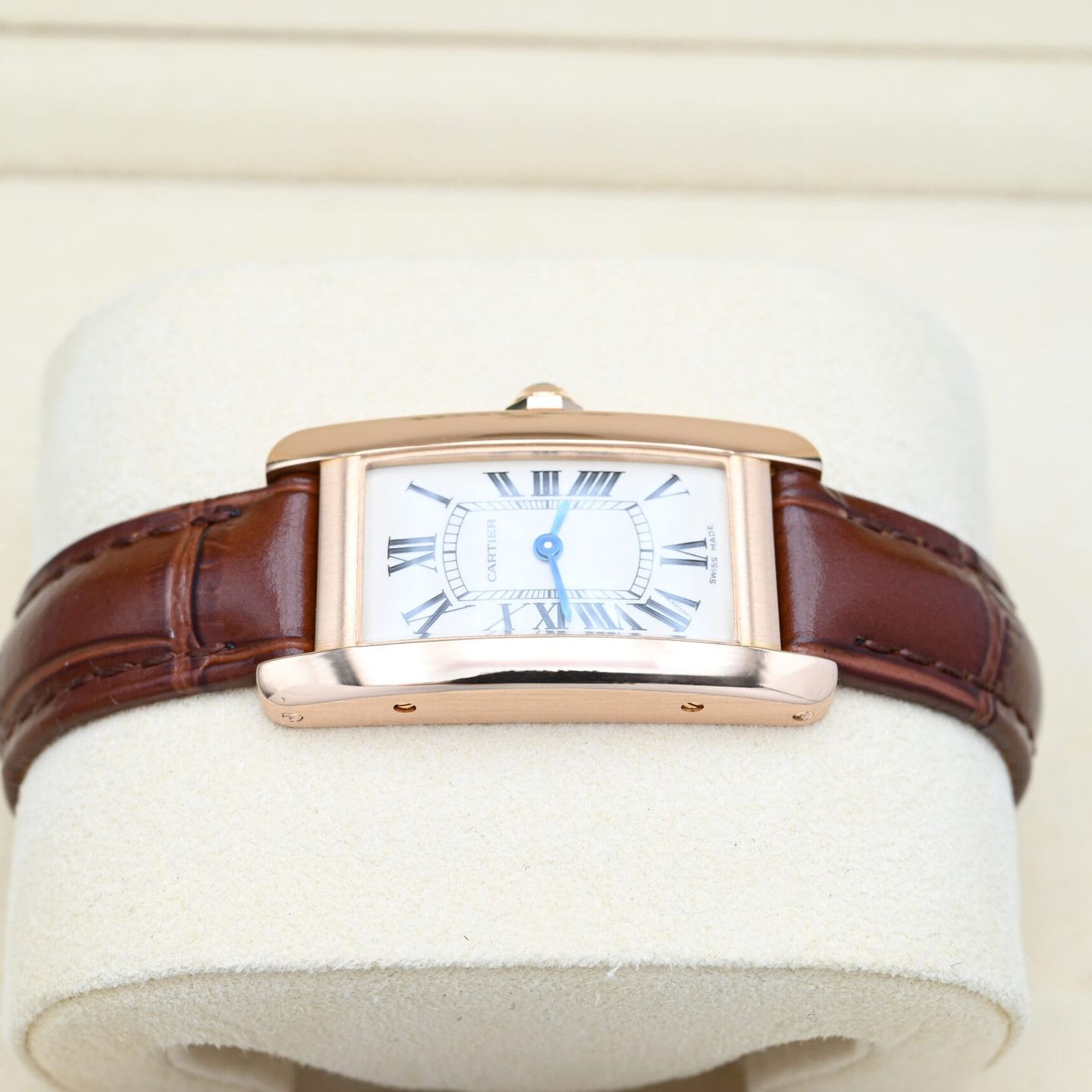 Cartier Tank Américaine W2607456 (2017) - Silver dial 35 mm Rose Gold case (3/8)
