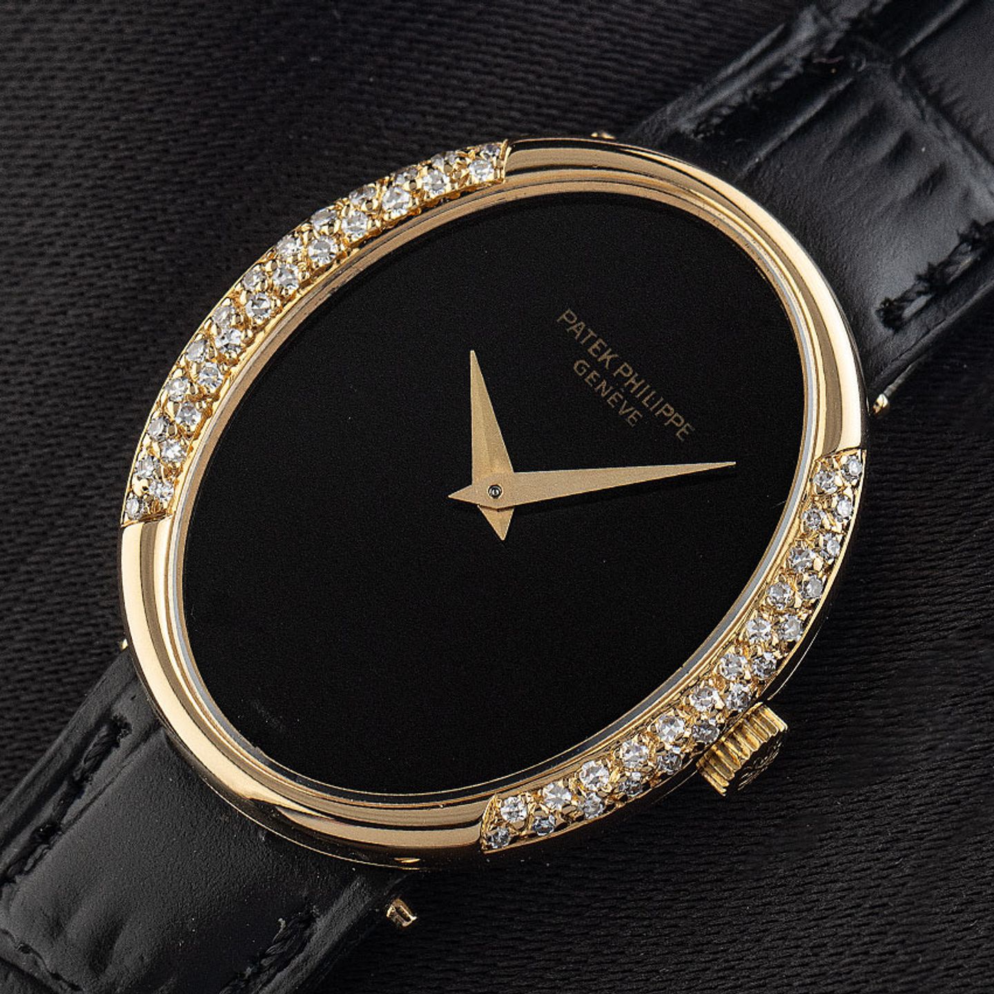 Patek Philippe Golden Ellipse 4310 (1980) - 29 mm Yellow Gold case (3/8)