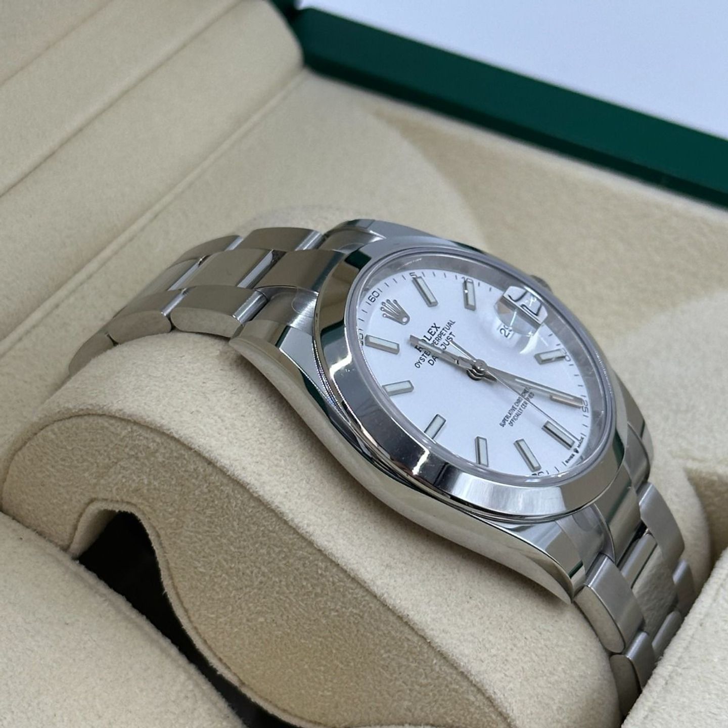 Rolex Datejust 41 126300 (2024) - Wit wijzerplaat 41mm Staal (7/8)