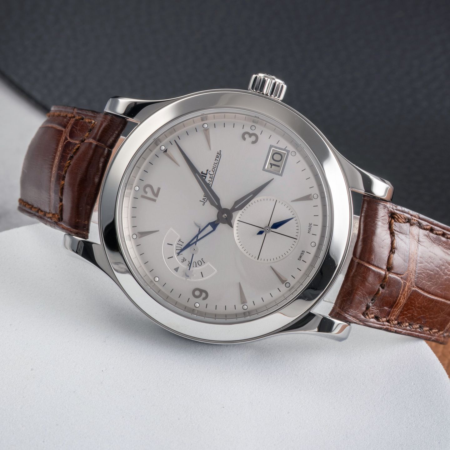 Jaeger-LeCoultre Master Hometime Q1628420 - (2/8)