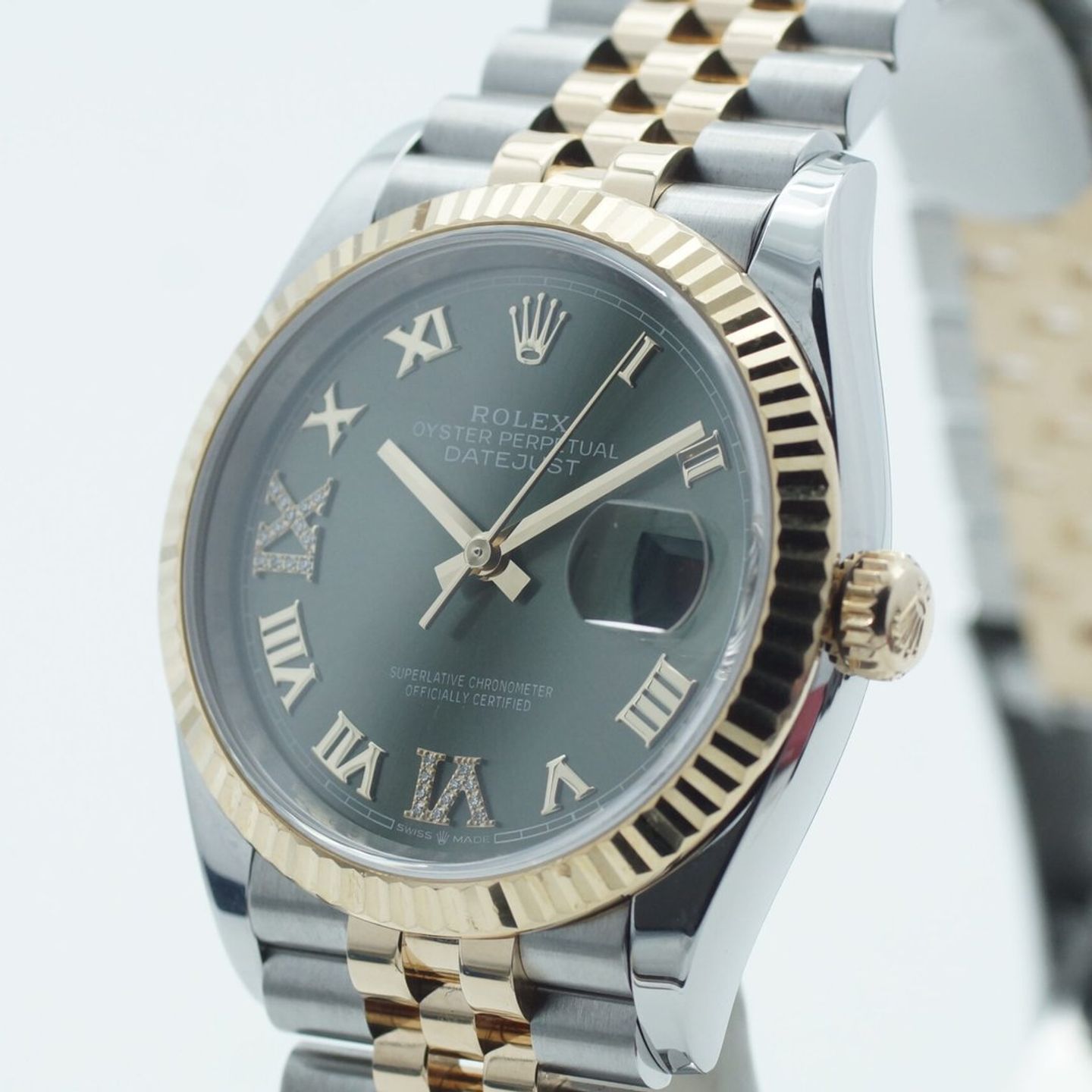 Rolex Datejust 36 126233 (2019) - 36 mm Gold/Steel case (3/8)