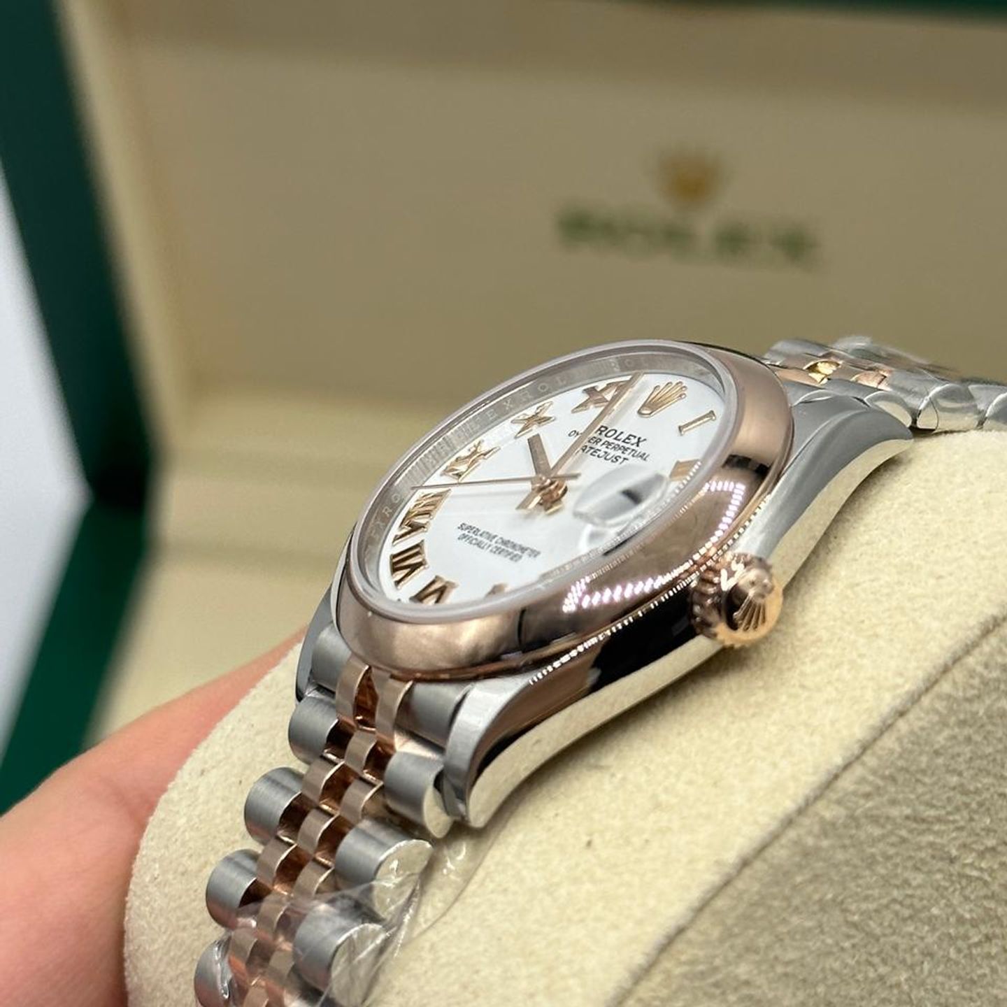 Rolex Datejust 278241 (2025) - 31mm Goud/Staal (9/10)