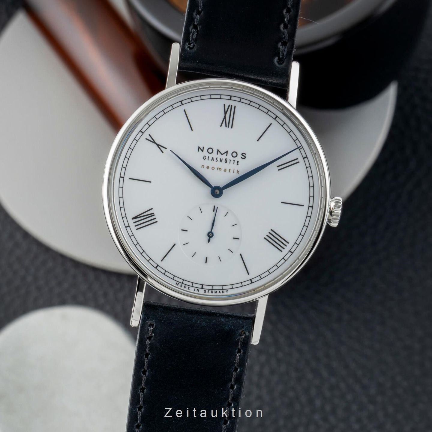 NOMOS Ludwig Neomatik 250.S1 - (1/8)