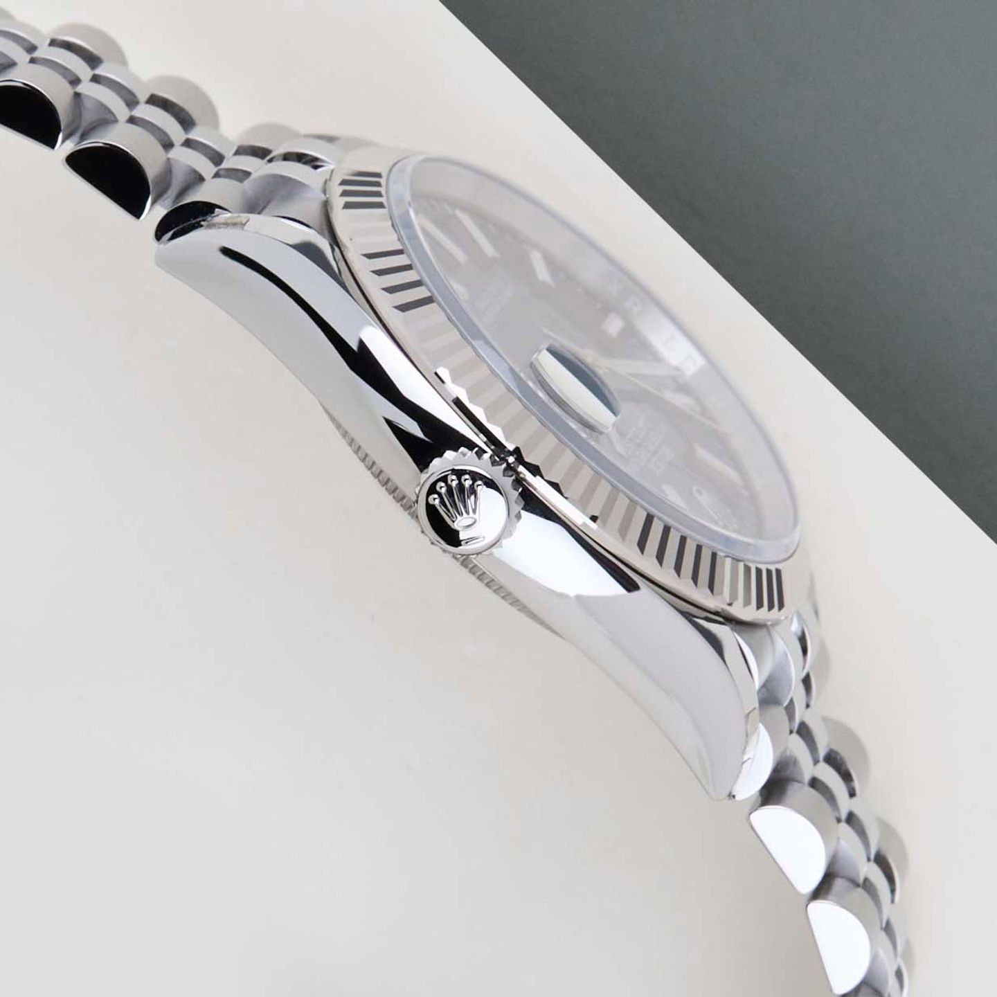 Rolex Datejust 36 126234 (2026) - Black dial 36 mm Steel case (8/8)