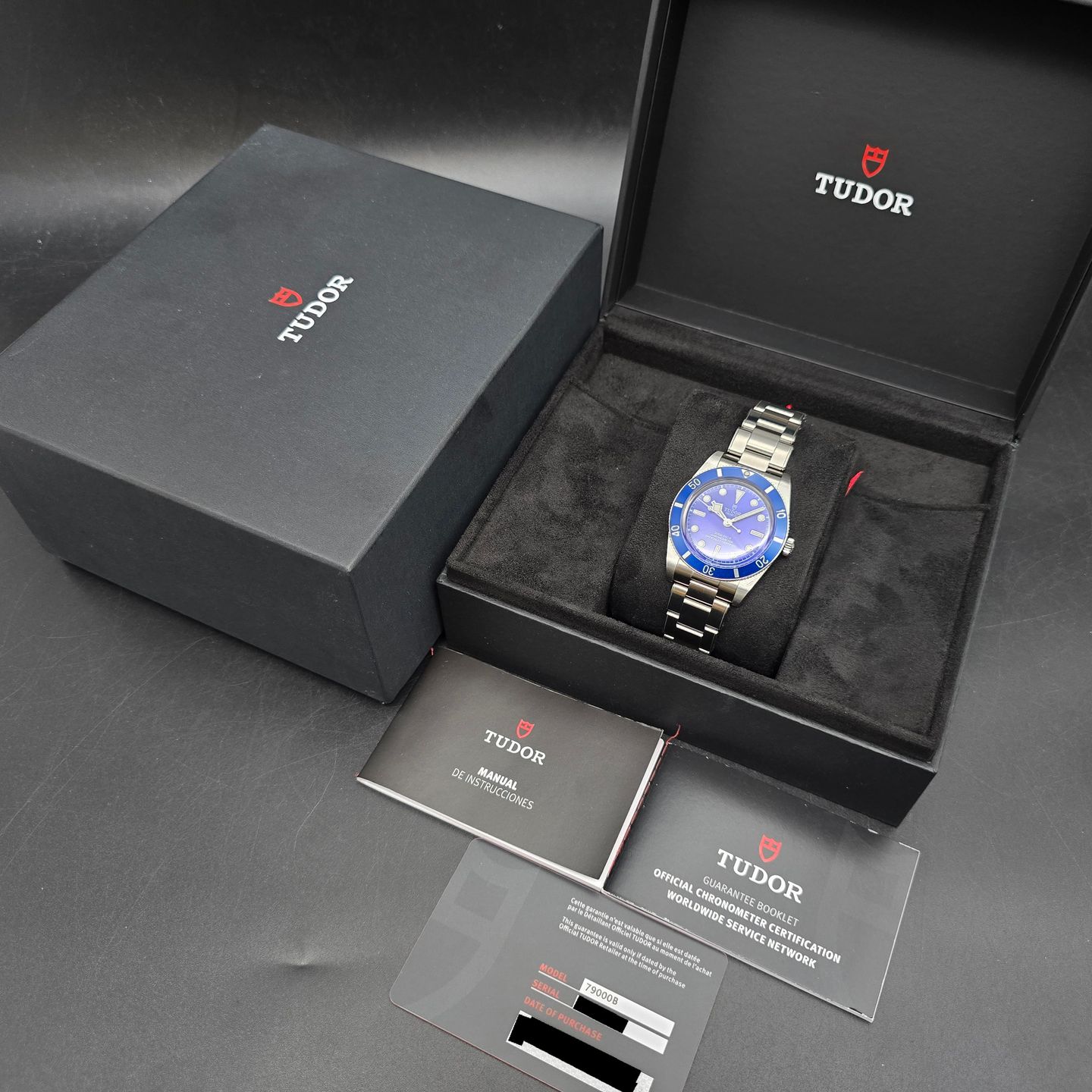 Tudor Black Bay 54 79000B (2026) - Blue dial 37 mm Steel case (8/8)