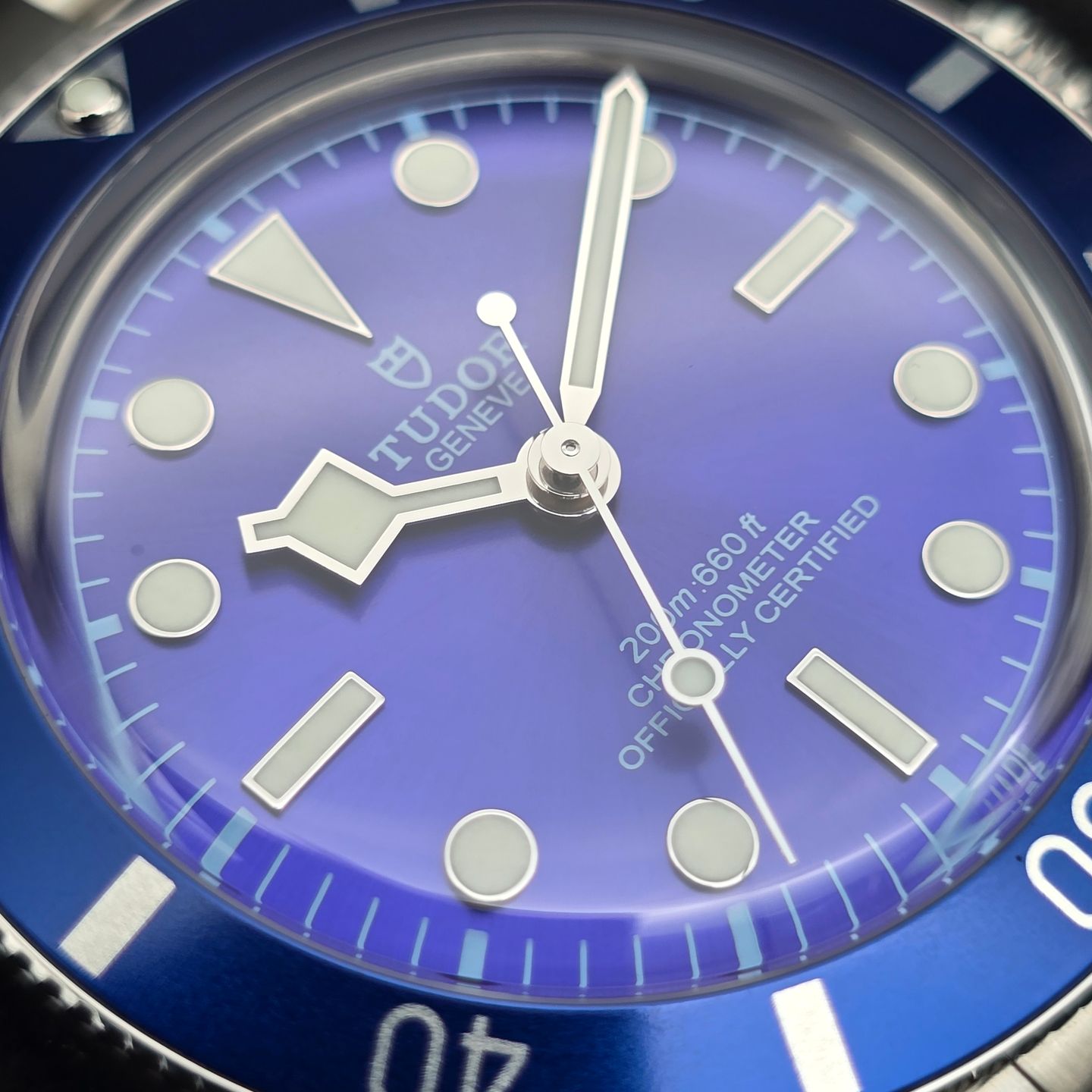 Tudor Black Bay 54 79000B (2026) - Blue dial 37 mm Steel case (4/8)