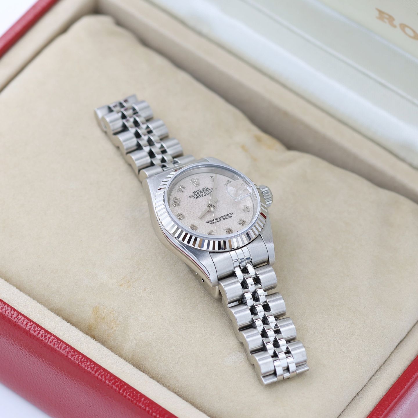 Rolex Lady-Datejust 69174 (Unknown (random serial)) - Silver dial 26 mm Steel case (2/8)