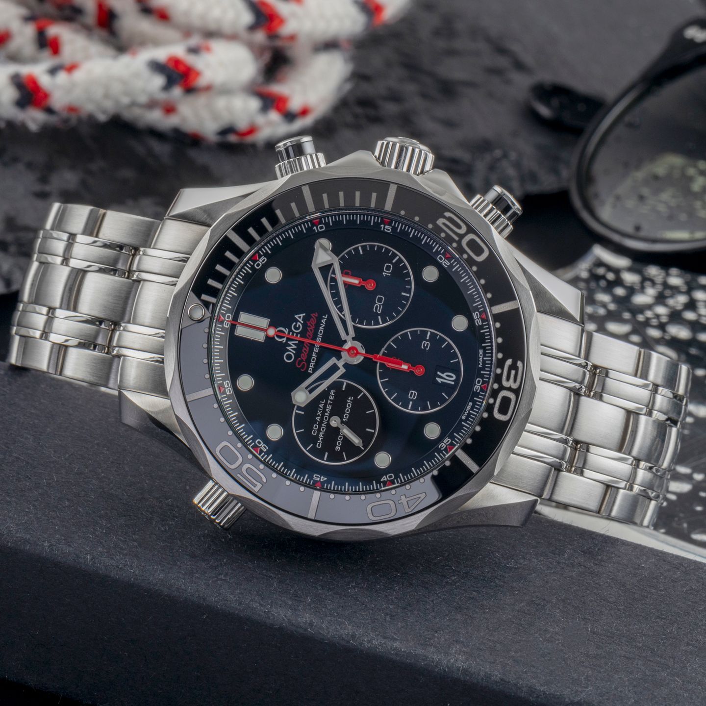 Omega Seamaster Diver 300 M 212.30.44.50.01.001 - (2/8)