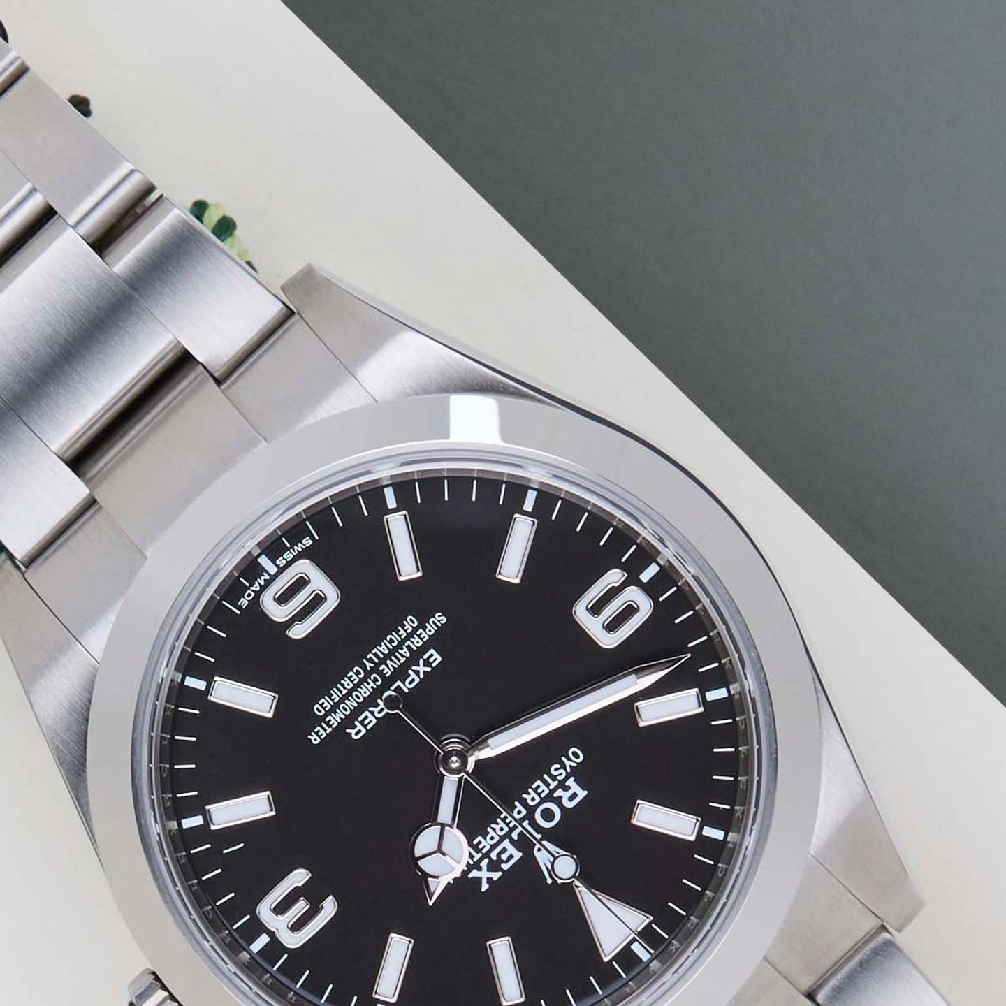 Rolex Explorer 214270 - (4/8)