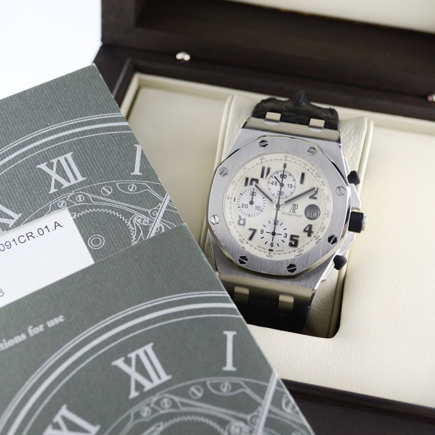 Audemars Piguet Royal Oak Offshore Chronograph 26020ST (2012) - Zwart wijzerplaat 42mm Staal (7/7)