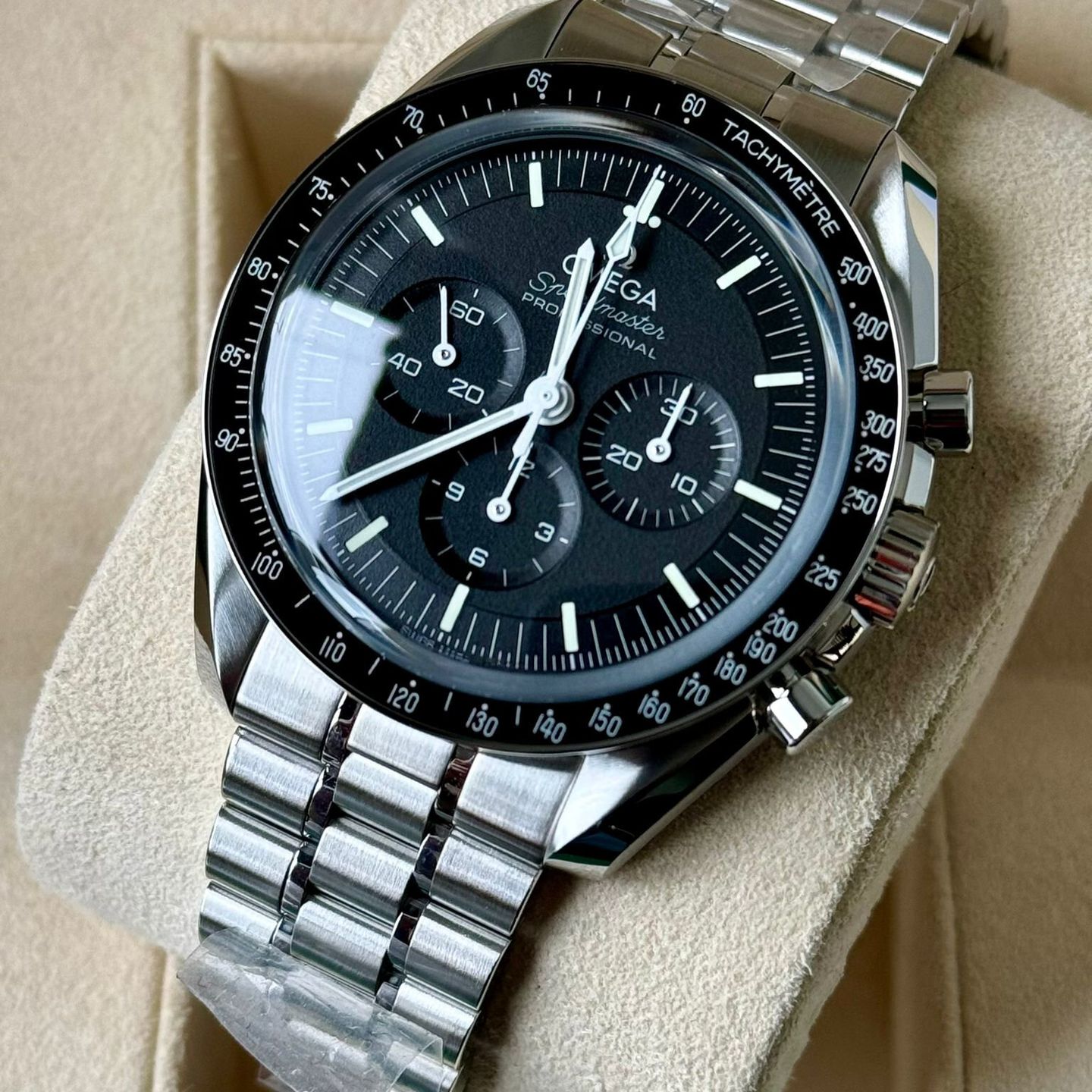 Omega Speedmaster Professional Moonwatch 310.30.42.50.01.002 (2024) - Zwart wijzerplaat 42mm Staal (3/7)