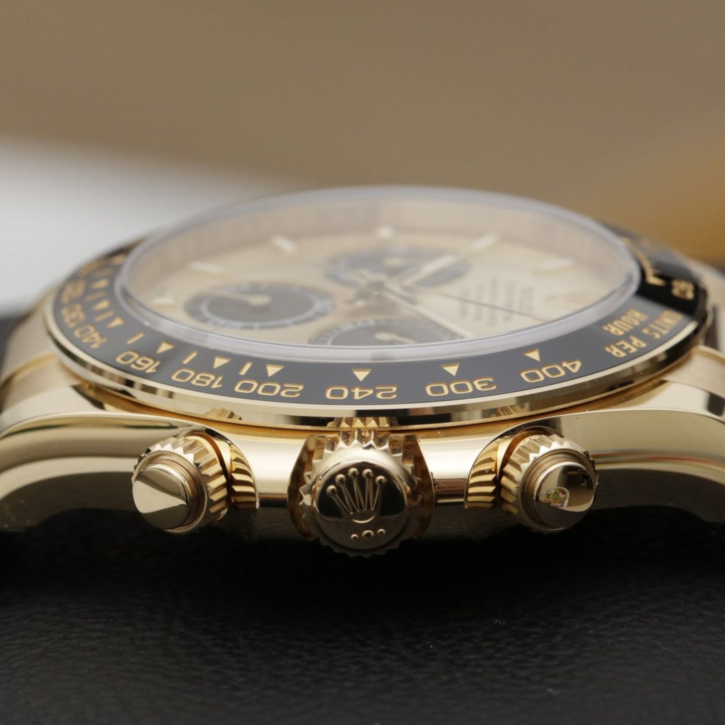 Rolex Daytona 126518LN (2023) - Champagne wijzerplaat 40mm Geelgoud (6/7)