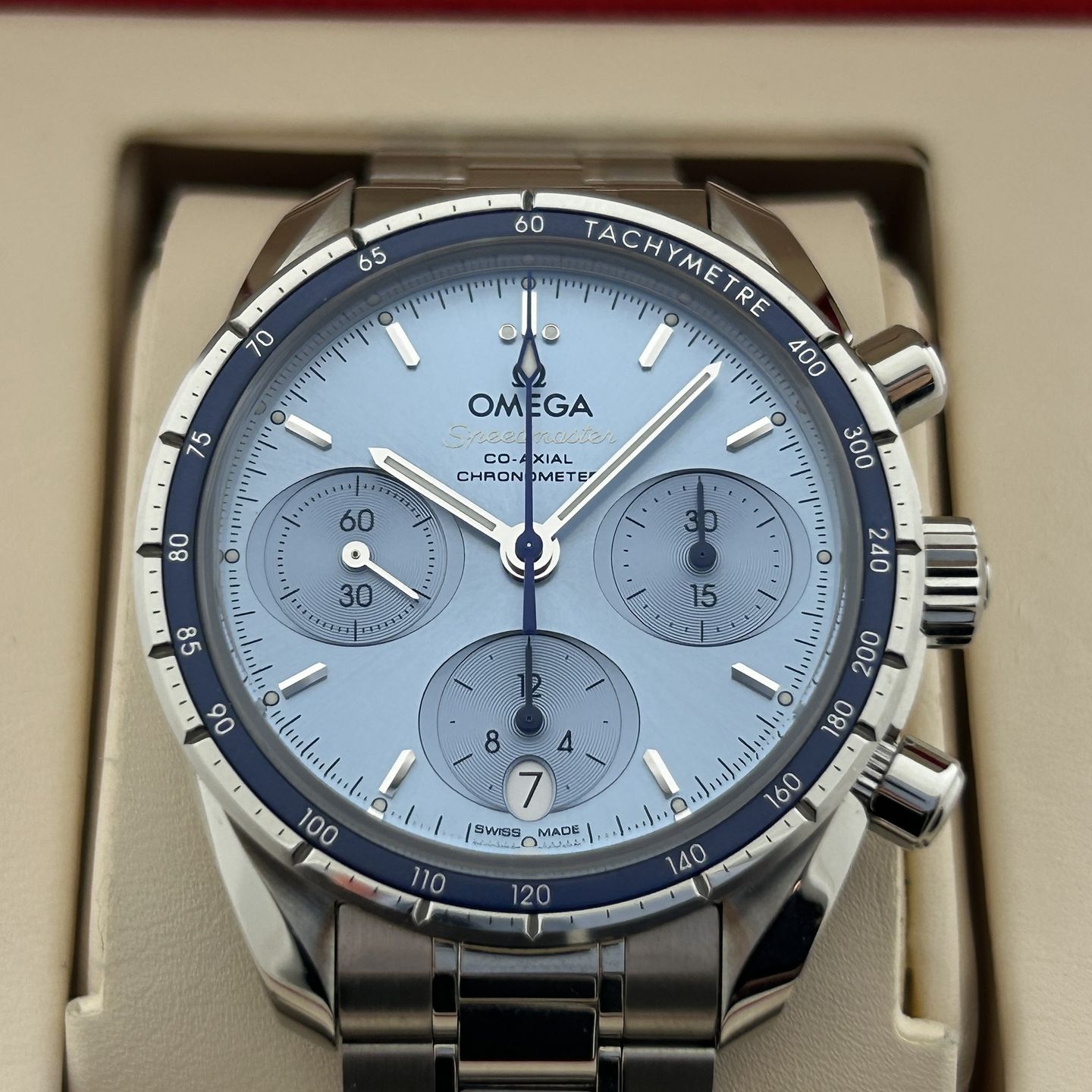 Omega Speedmaster 324.30.38.50.03.001 - (1/8)