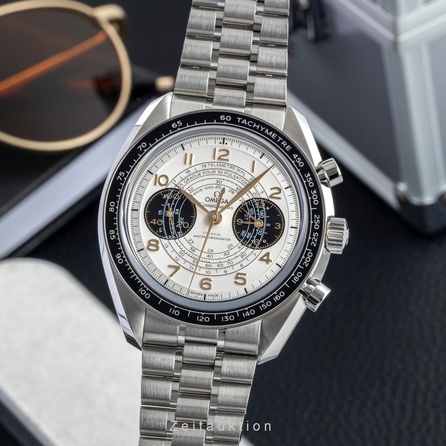 Omega Speedmaster Chronoscope 522.30.43.51.02.001 (Unknown (random serial)) - Silver dial 40 mm Steel case (1/8)