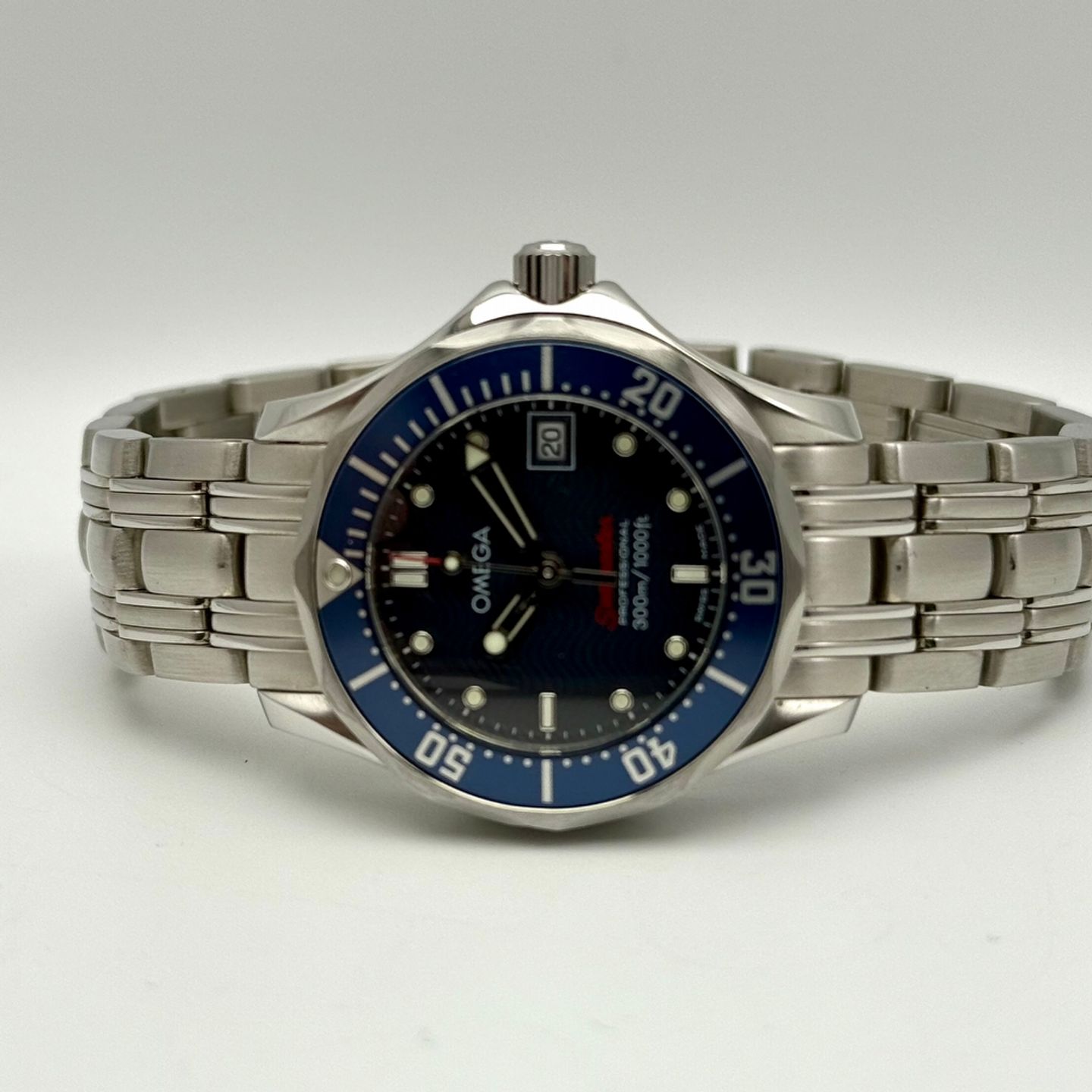 Omega Seamaster Diver 300 M 2224.80.00 (2010) - Blue dial 28 mm Steel case (2/8)