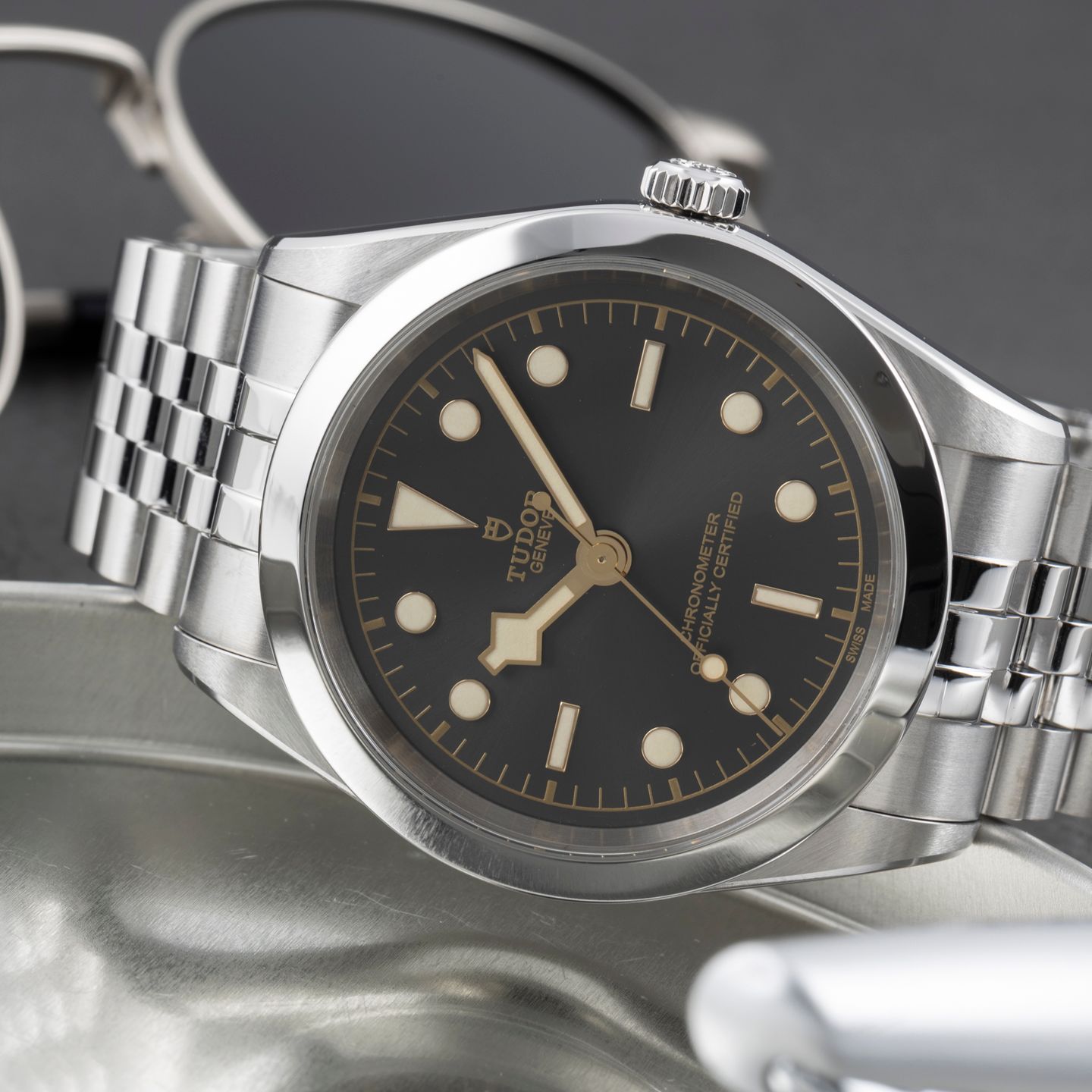 Tudor Black Bay 41 79680 - (2/8)