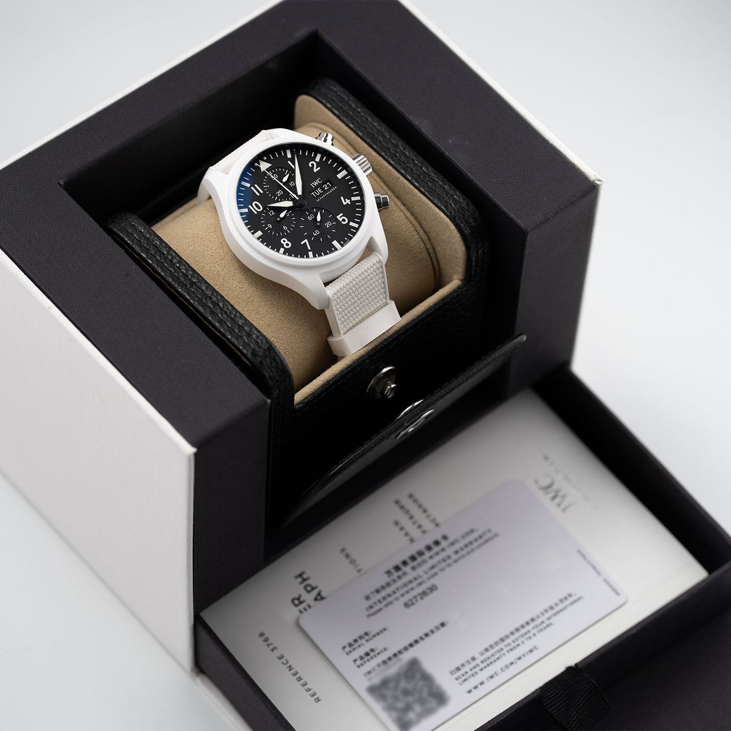 IWC Pilot Chronograph Top Gun IW389101 (2022) - Black dial 45 mm Ceramic case (5/5)