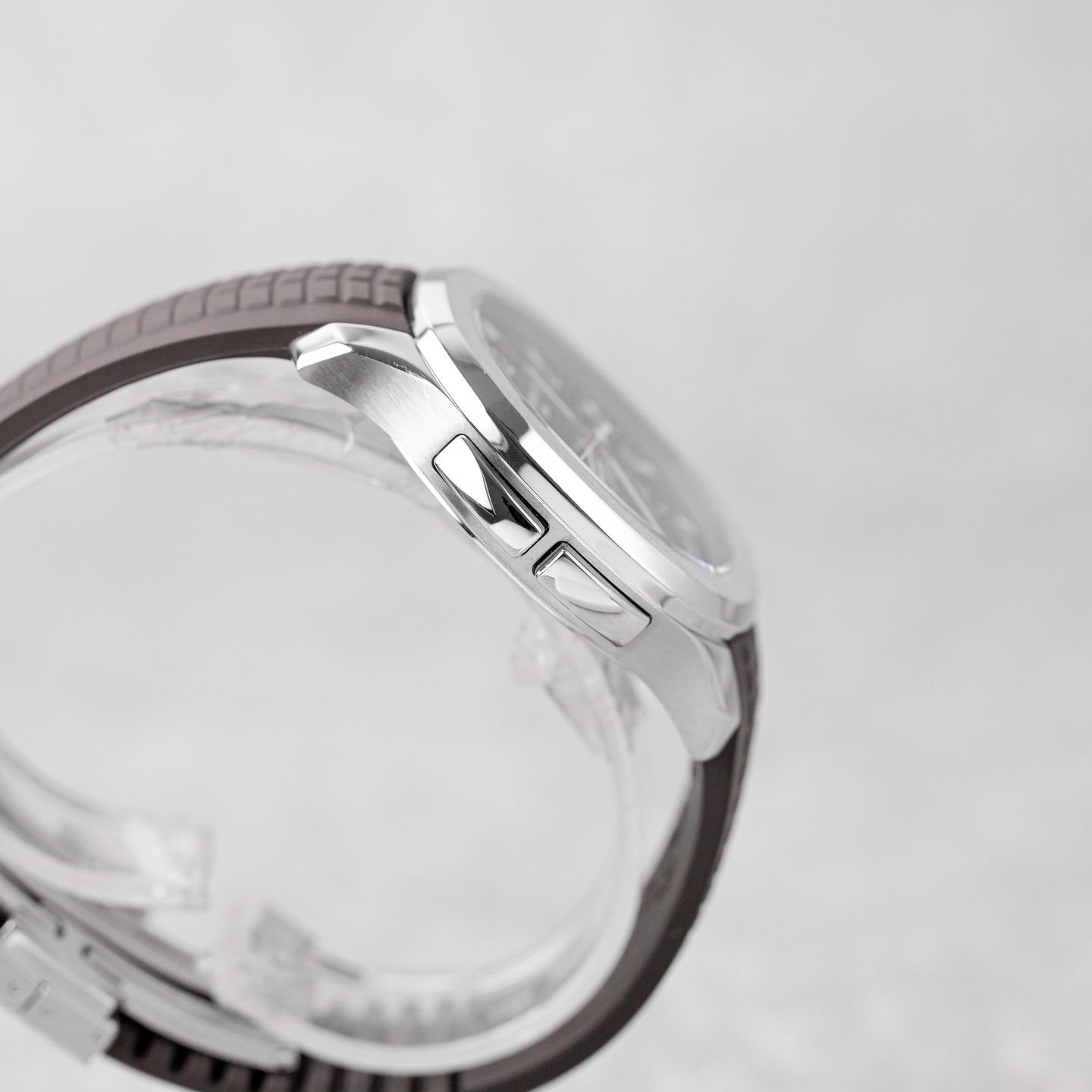 Patek Philippe World Time Chronograph 5935A-001 - (4/8)