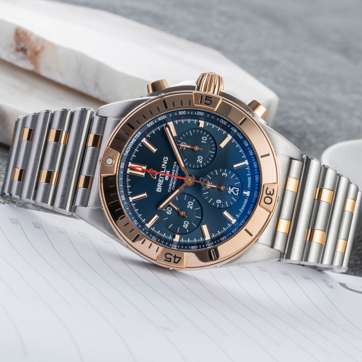 Breitling Chronomat UB0134 - (2/8)