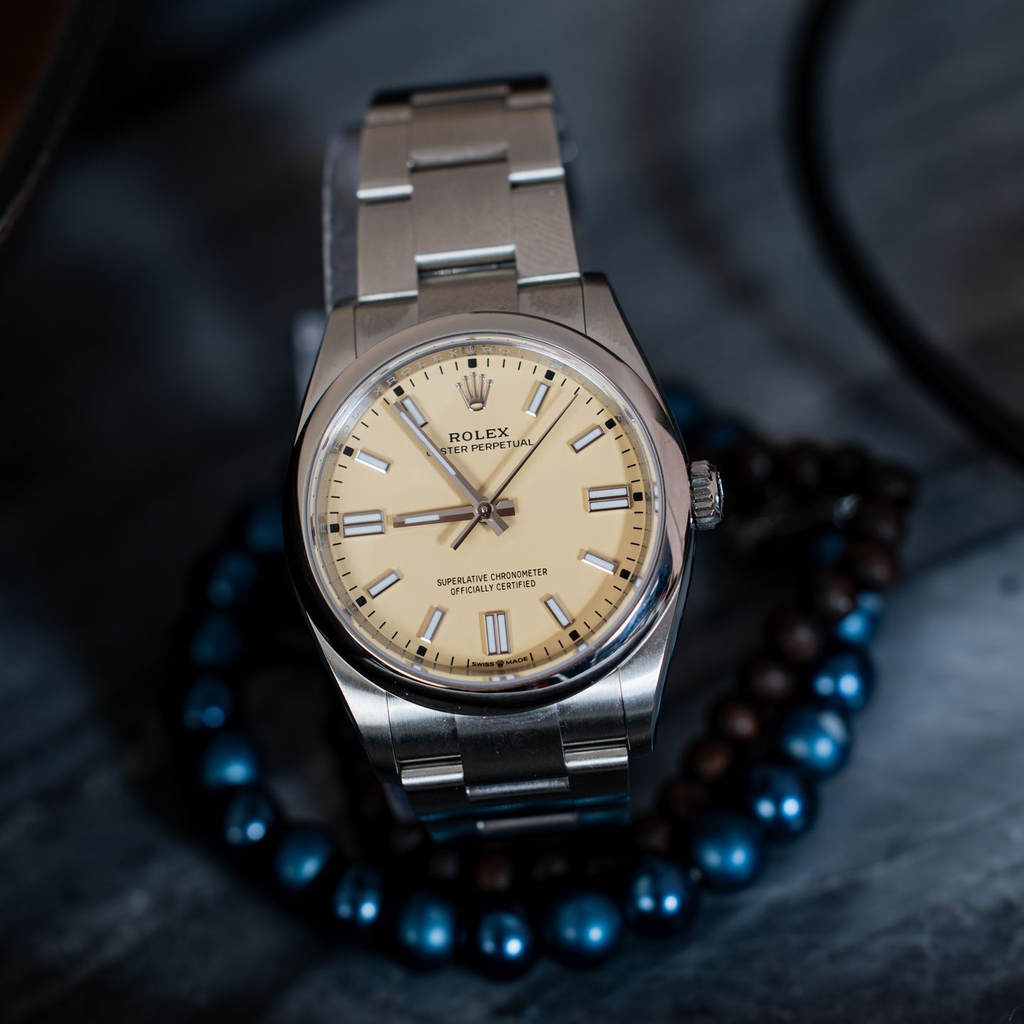 Rolex Oyster Perpetual 36 126000 (2026) - Beige dial 36 mm Steel case (1/3)