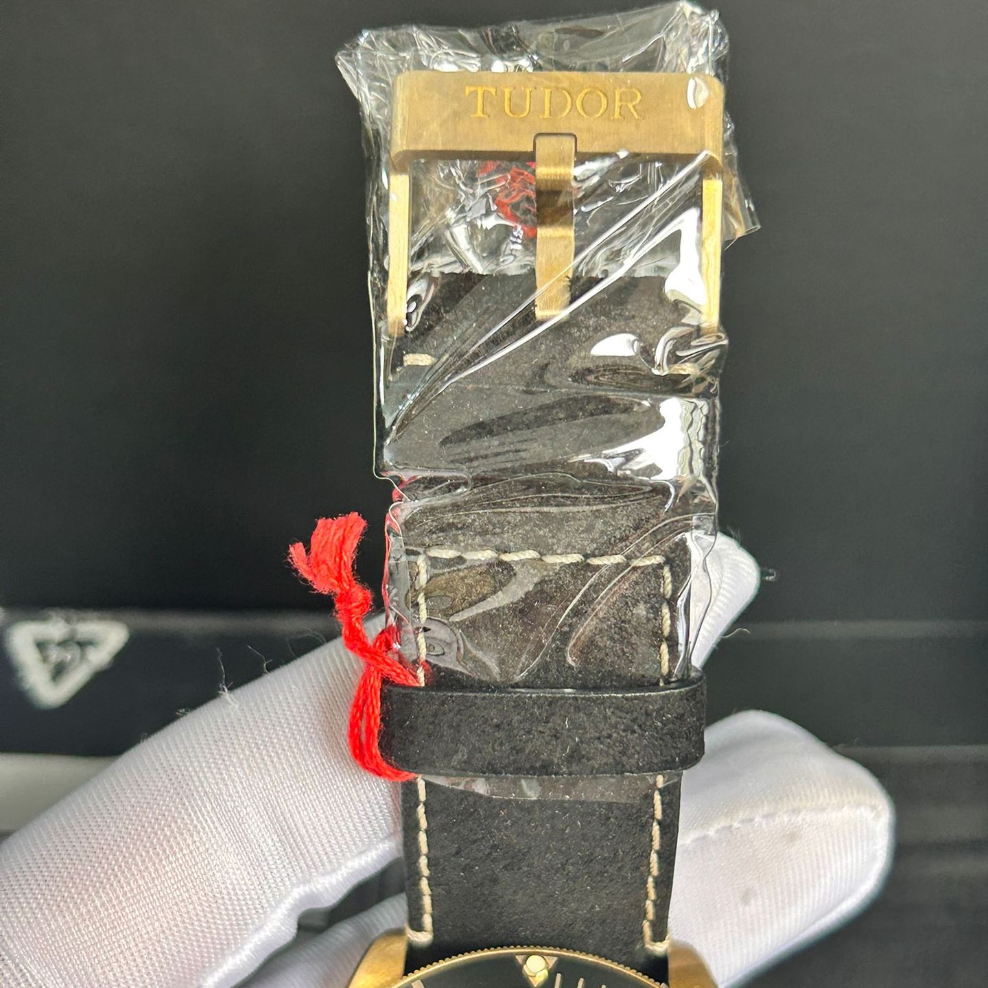 Tudor Black Bay Bronze 79250BA (2025) - Grijs wijzerplaat 43mm Brons (2/8)