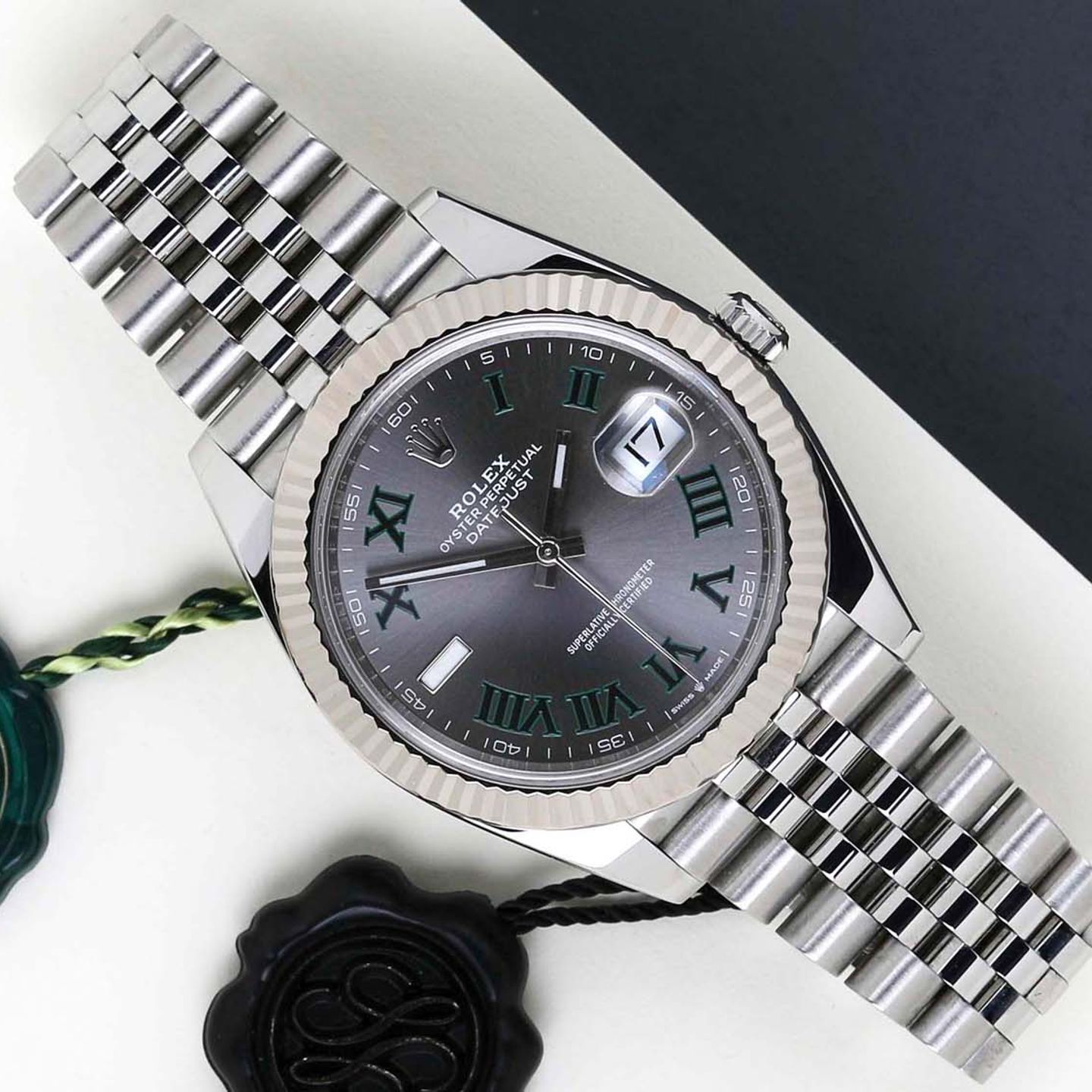 Rolex Datejust 41 126334 (2020) - Grijs wijzerplaat 41mm Staal (1/8)