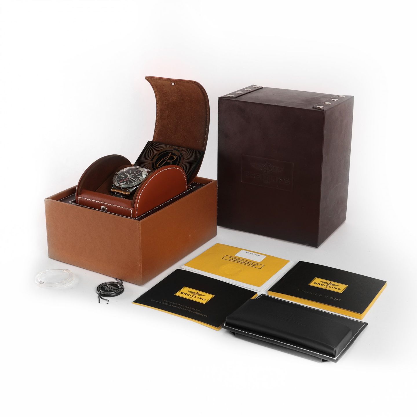 Breitling Avenger II GMT A3239011 (2019) - Black dial 43 mm Steel case (3/3)