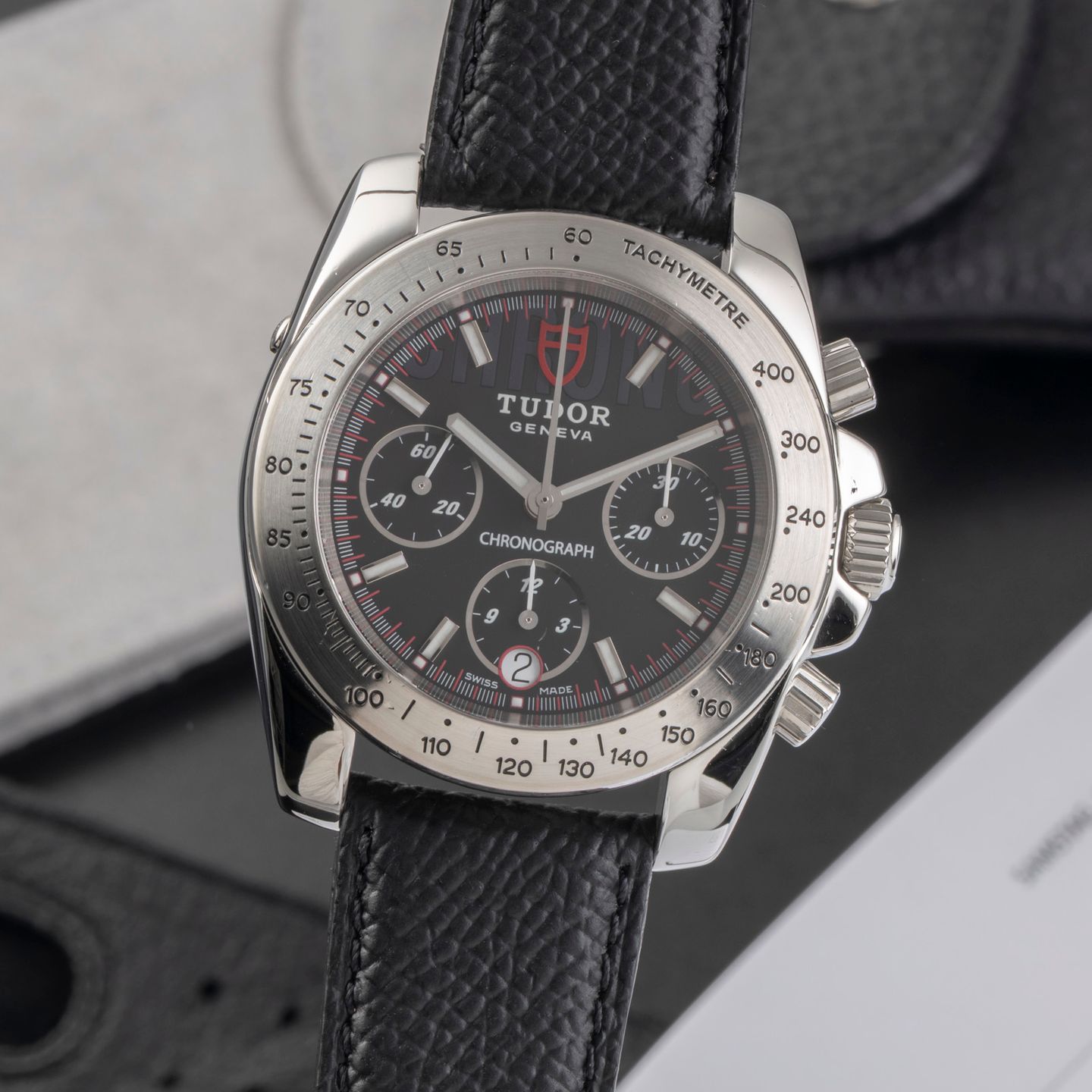 Tudor Sport Chronograph 20300 (2010) - Silver dial 41 mm Steel case (3/8)