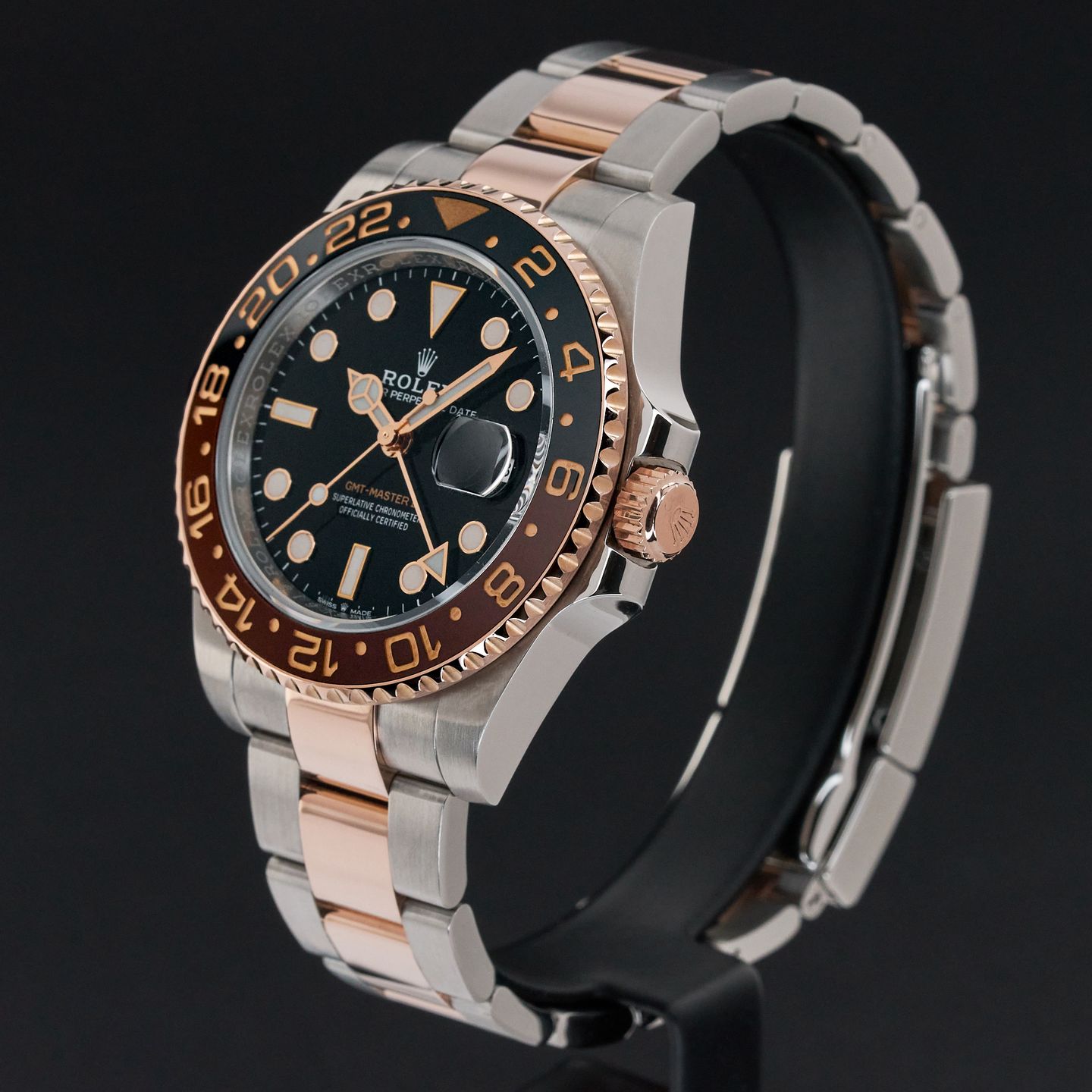 Rolex GMT-Master II 126711CHNR (2019) - Black dial 40 mm Gold/Steel case (4/8)