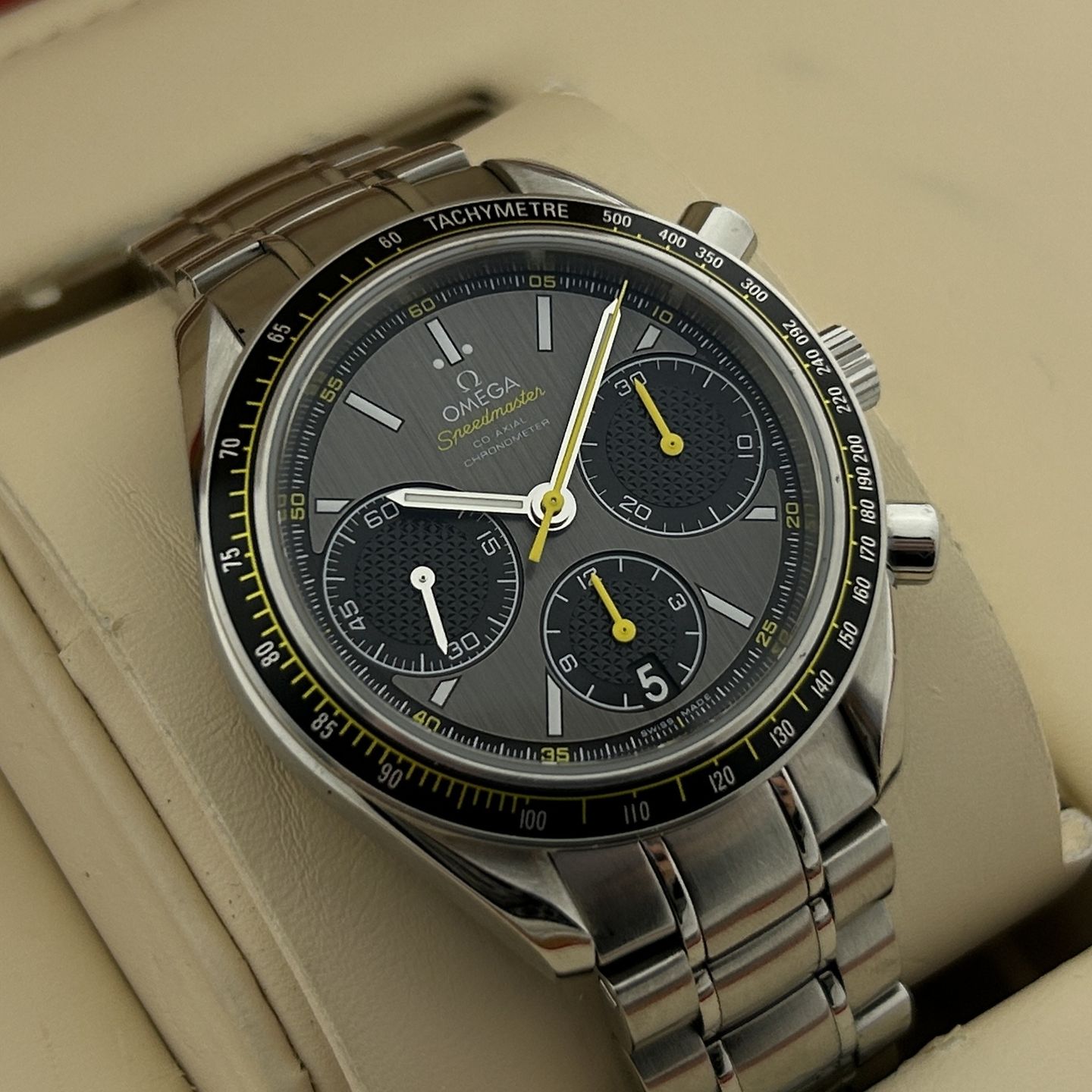 Omega Speedmaster Racing 326.30.40.50.06.001 - (7/8)