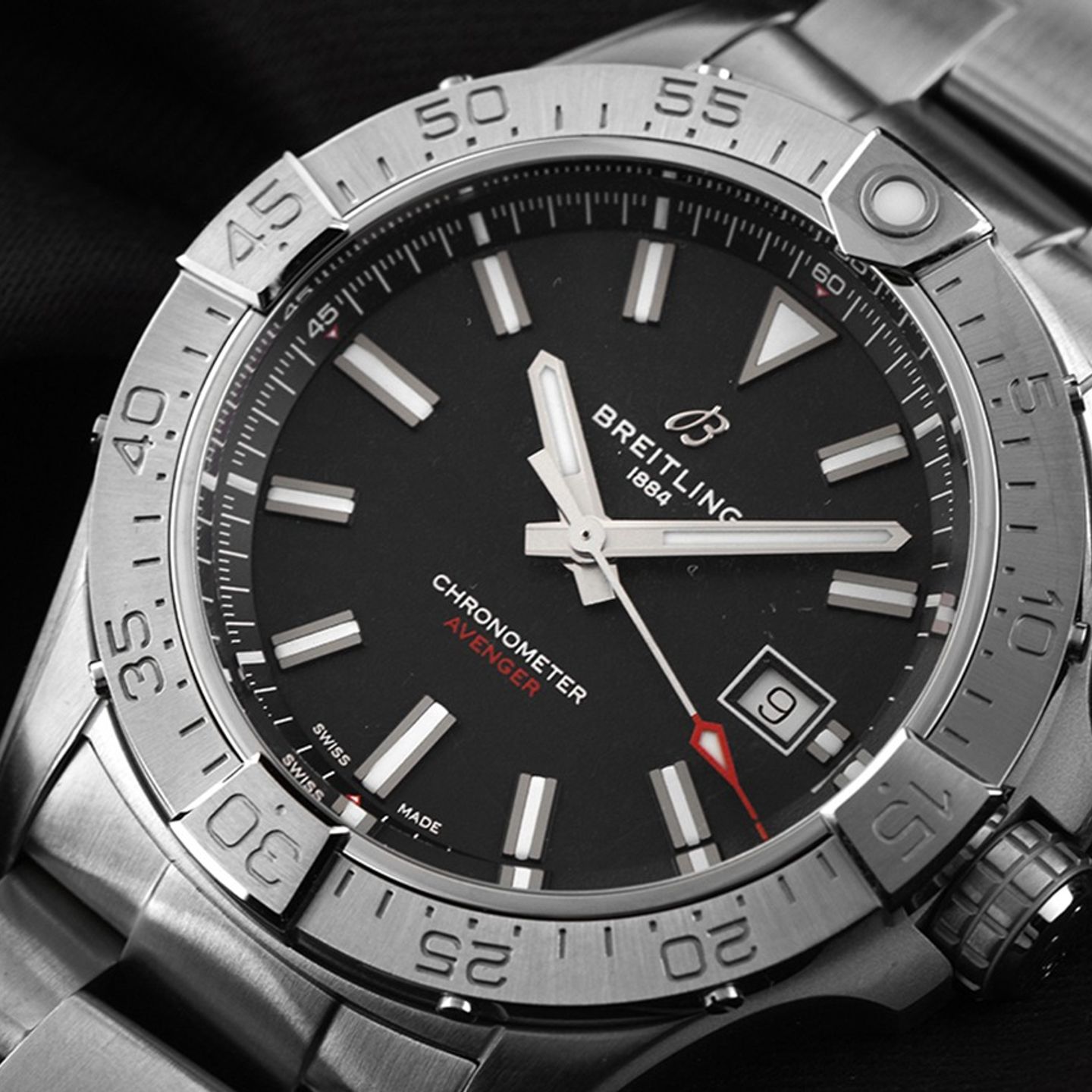 Breitling Avenger A17328101B1A1 - (3/7)