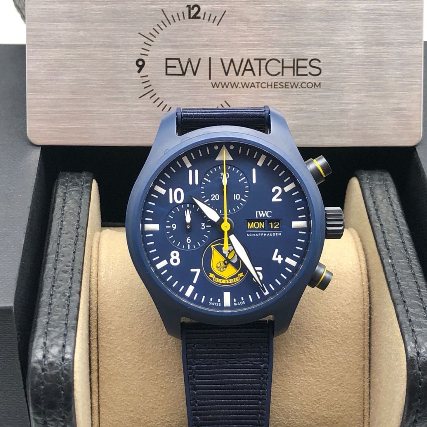 IWC Pilot Chronograph IW389109 (2022) - Blue dial 44 mm Ceramic case (5/8)