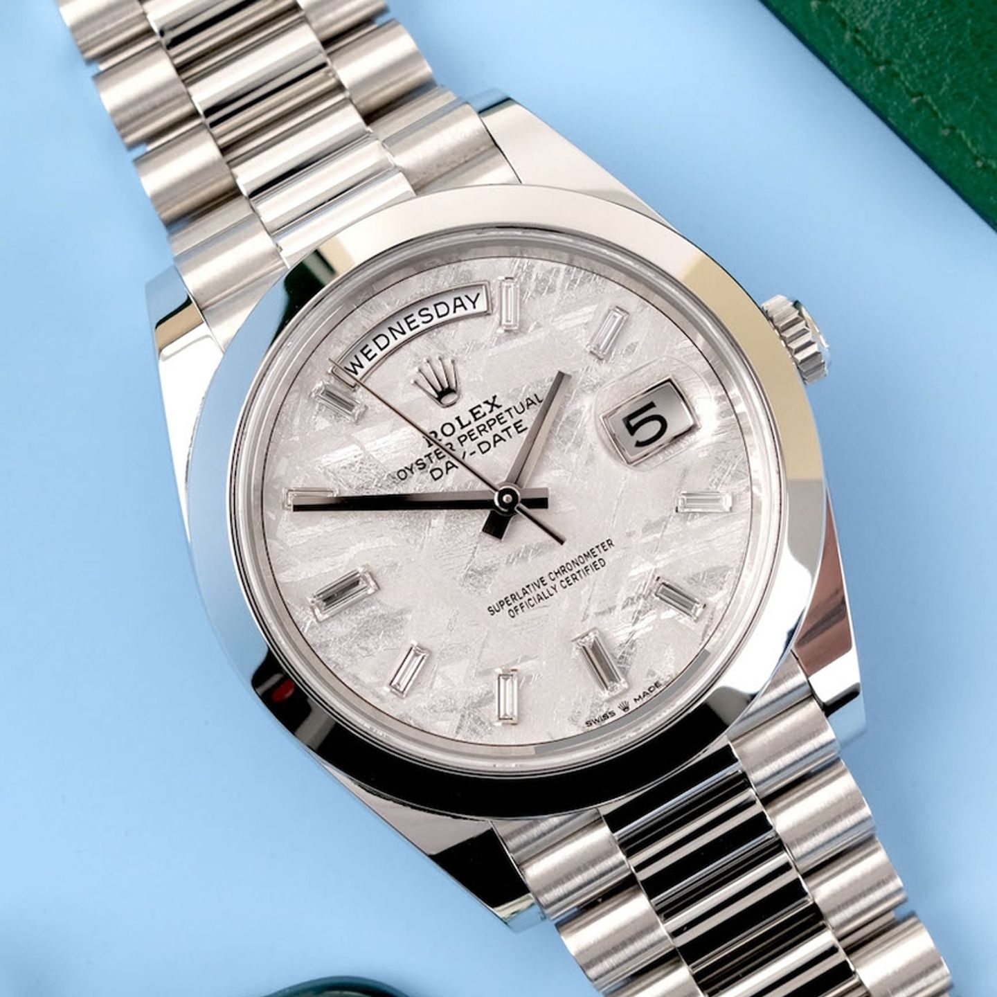 Rolex Day-Date 40 228206 (2021) - Silver dial 40 mm Platinum case (5/8)