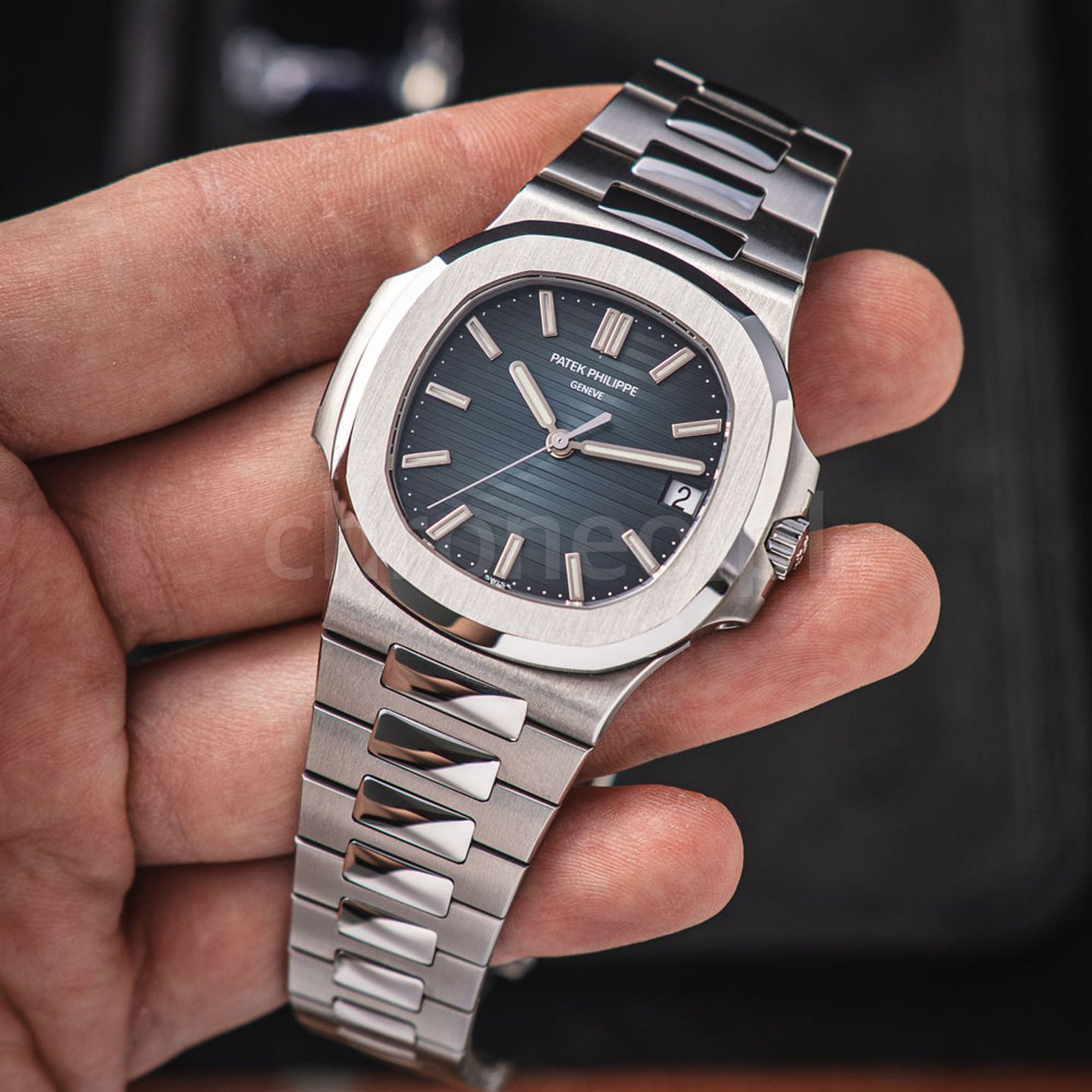 Patek Philippe Nautilus 5711/1A-010 - (2/8)