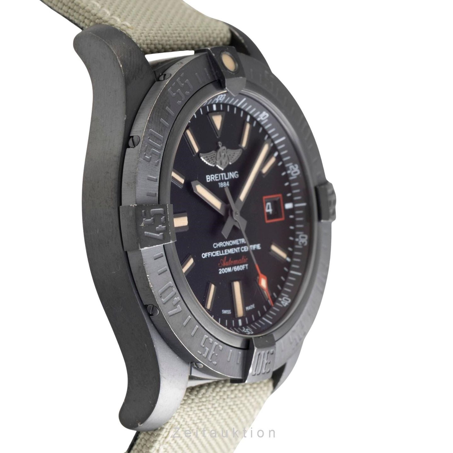 Breitling Avenger Blackbird 44 V1731110/BD74 (Unknown (random serial)) - Black dial 44 mm Titanium case (6/8)