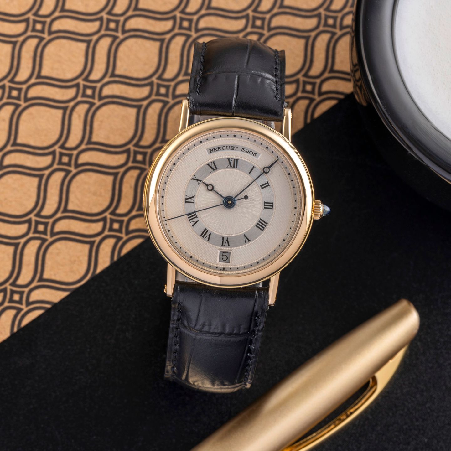 Breguet Classique 3320 (1995) - Beige dial 33 mm Yellow Gold case (1/8)