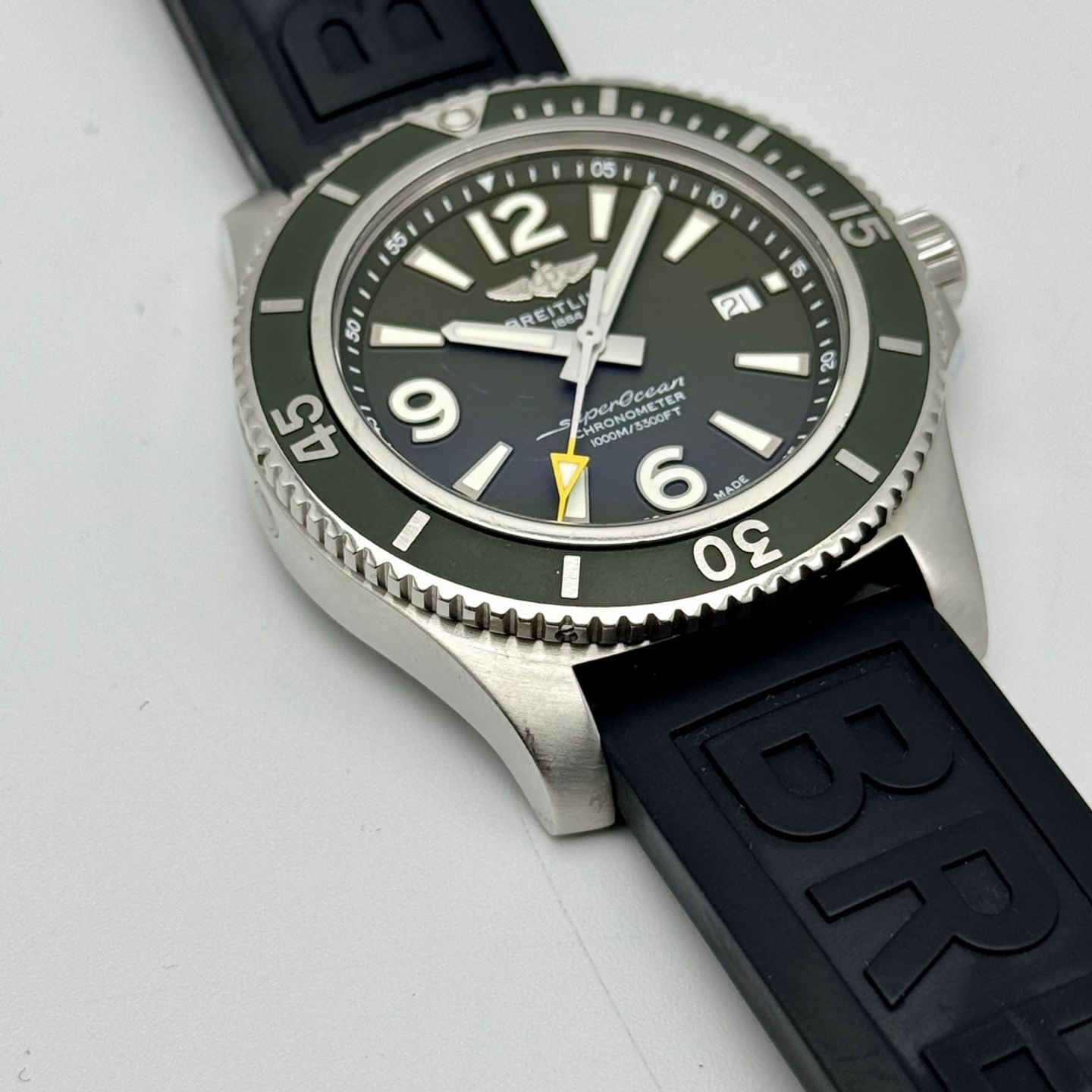 Breitling Superocean 44 A17367A11L1W1 (2022) - Groen wijzerplaat 44mm Staal (6/10)