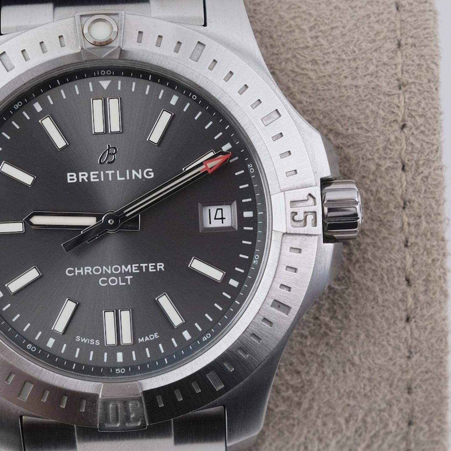 Breitling Chronomat Colt A17313101F1A1 - (3/8)