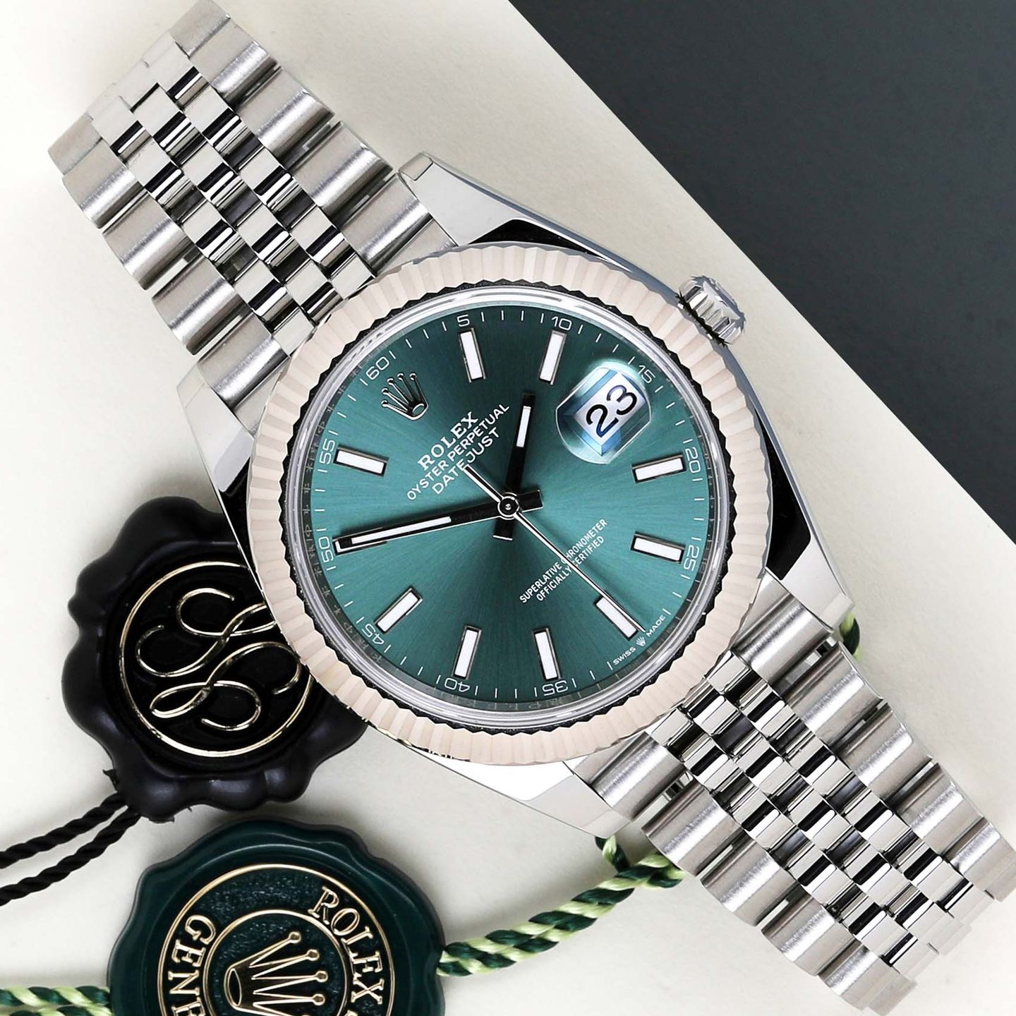 Rolex Datejust 41 126334 (2024) - 41mm Staal (1/8)