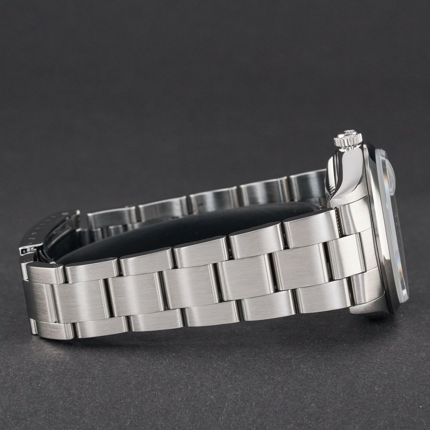 Rolex Oyster Perpetual Date 15200 - (7/8)