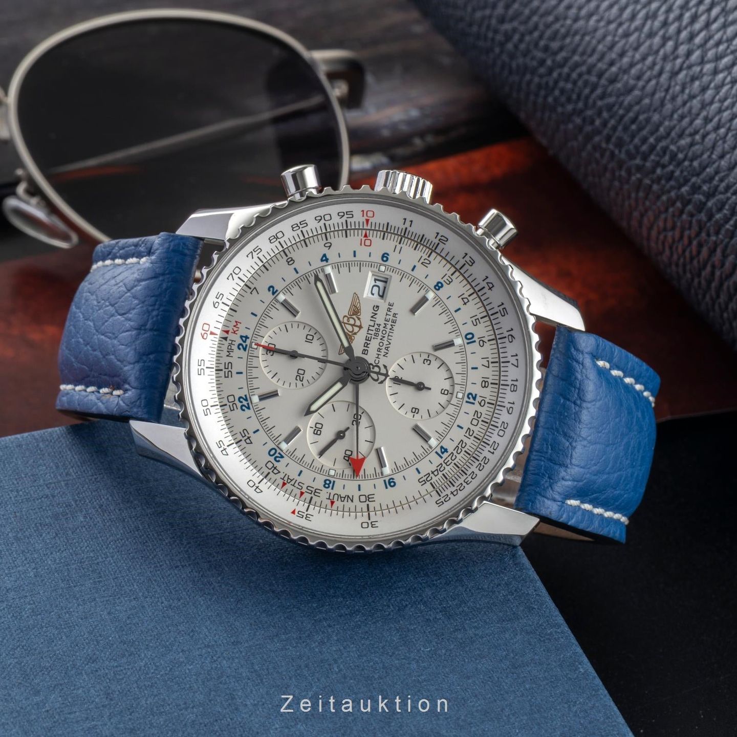 Breitling Navitimer World A24322 - (2/8)