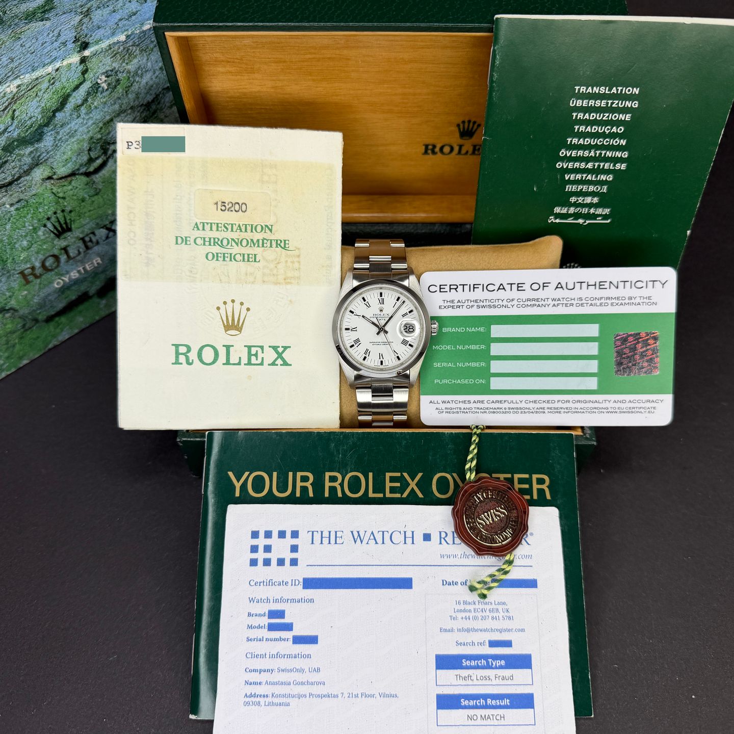 Rolex Oyster Perpetual Date 15200 - (4/8)