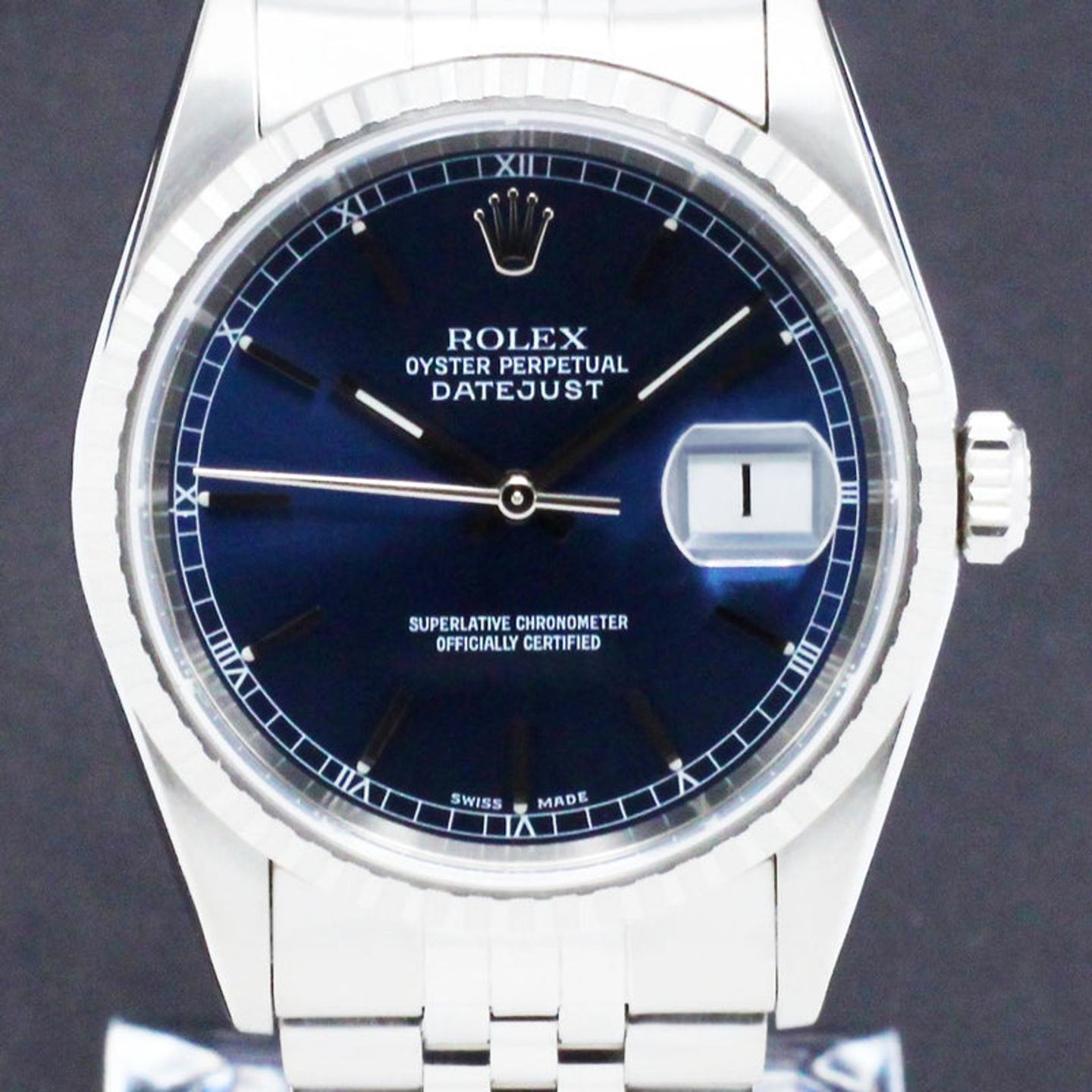 Rolex Datejust 36 16220 (2000) - Blauw wijzerplaat 36mm Staal (1/7)