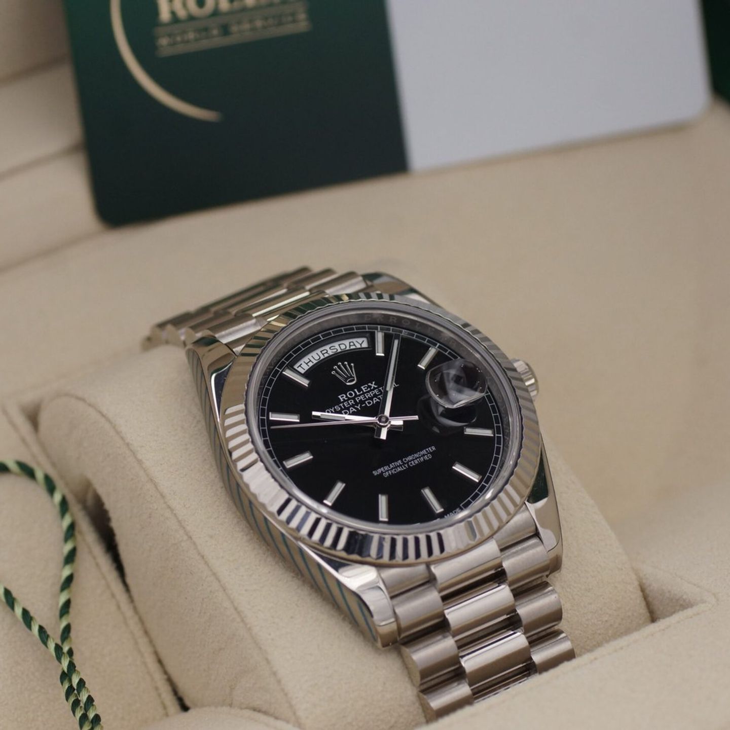 Rolex Day-Date 40 228239 (2018) - Black dial 40 mm White Gold case (1/8)