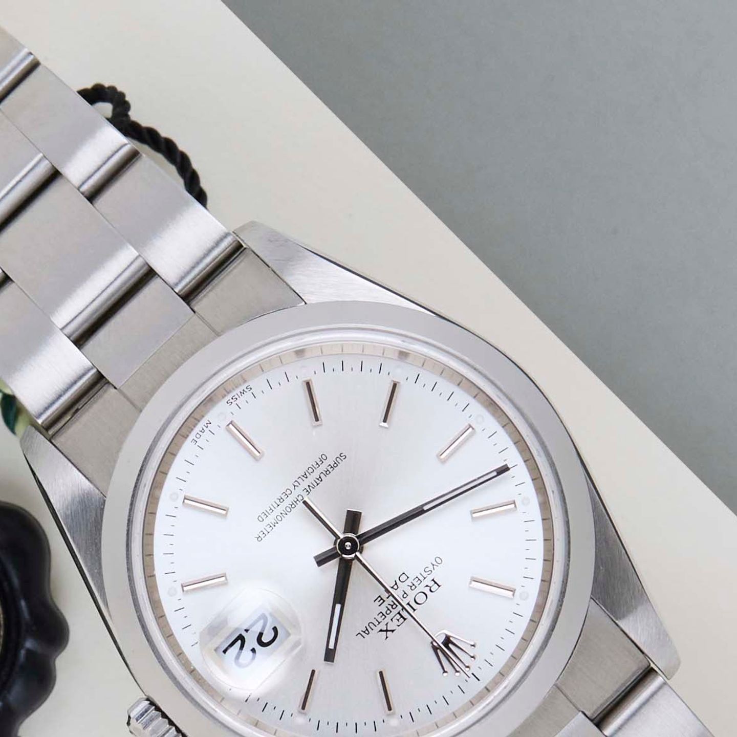 Rolex Oyster Perpetual Date 15200 - (4/8)